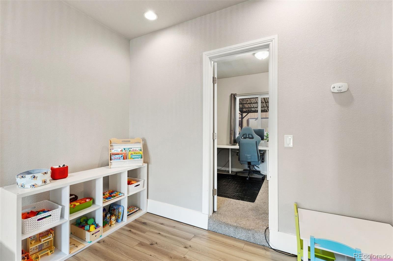 MLS Image #12 for 113  everett drive,colorado springs, Colorado