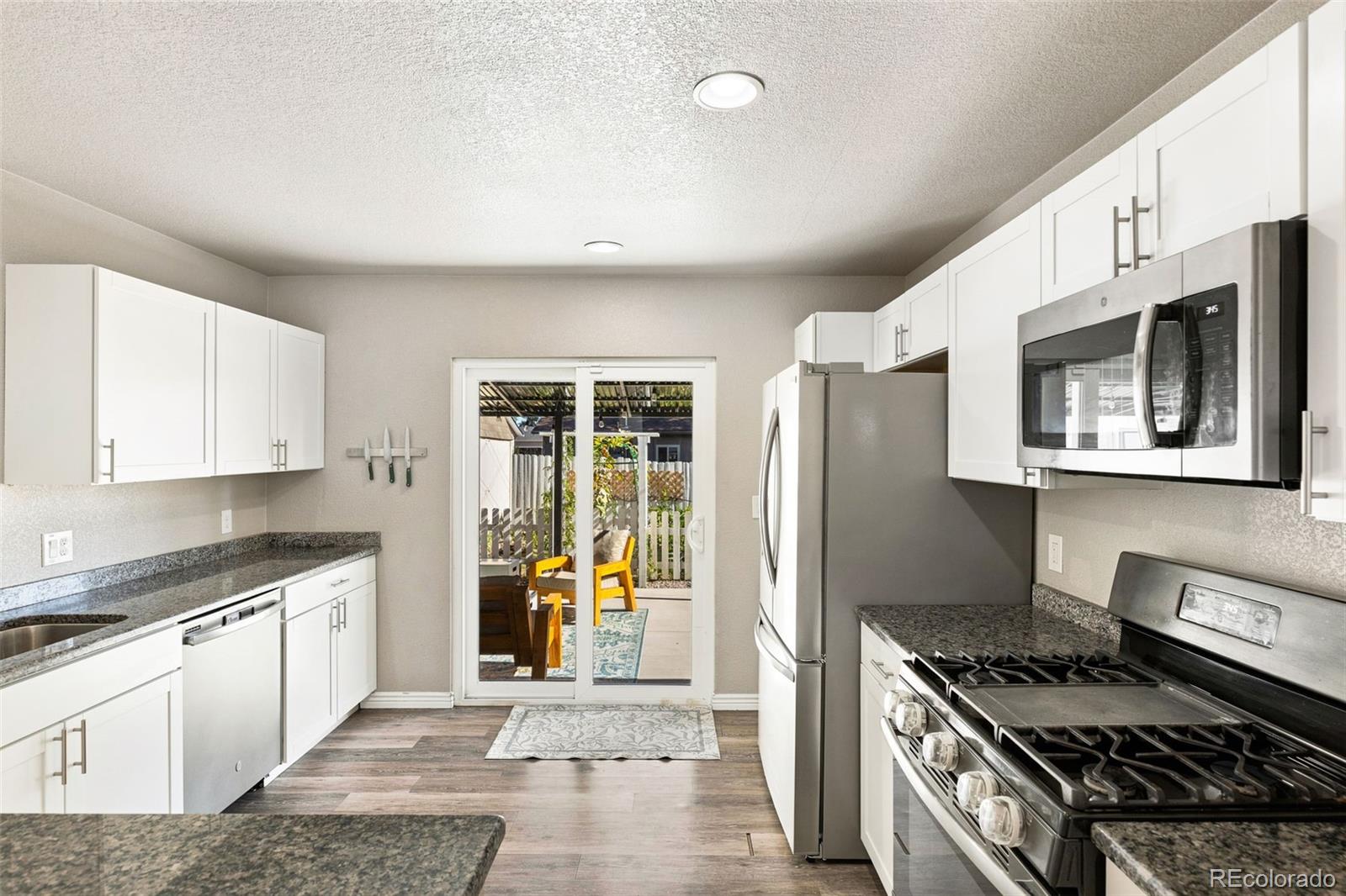 MLS Image #14 for 113  everett drive,colorado springs, Colorado