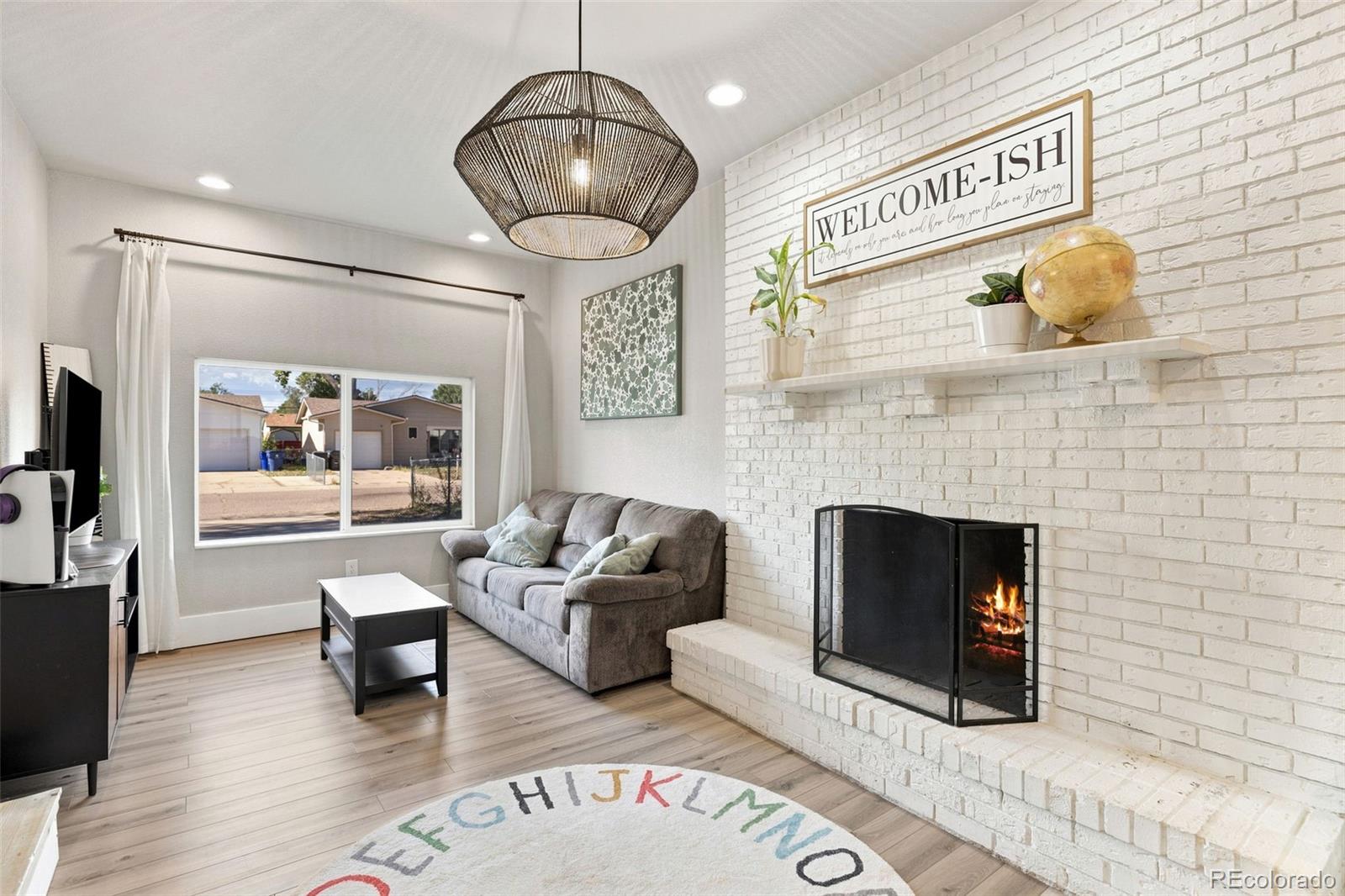 MLS Image #9 for 113  everett drive,colorado springs, Colorado