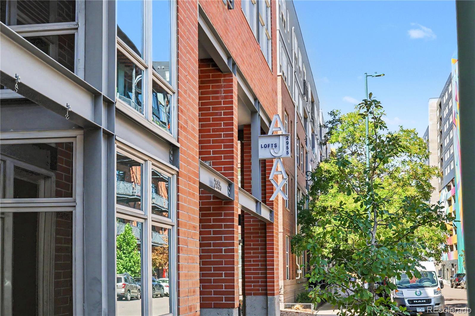MLS Image #5 for 2955  inca street 2p,denver, Colorado