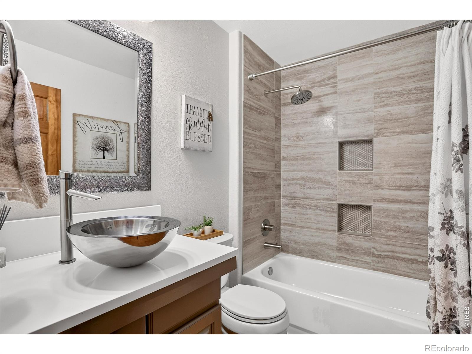 MLS Image #24 for 1516  red mountain drive,longmont, Colorado