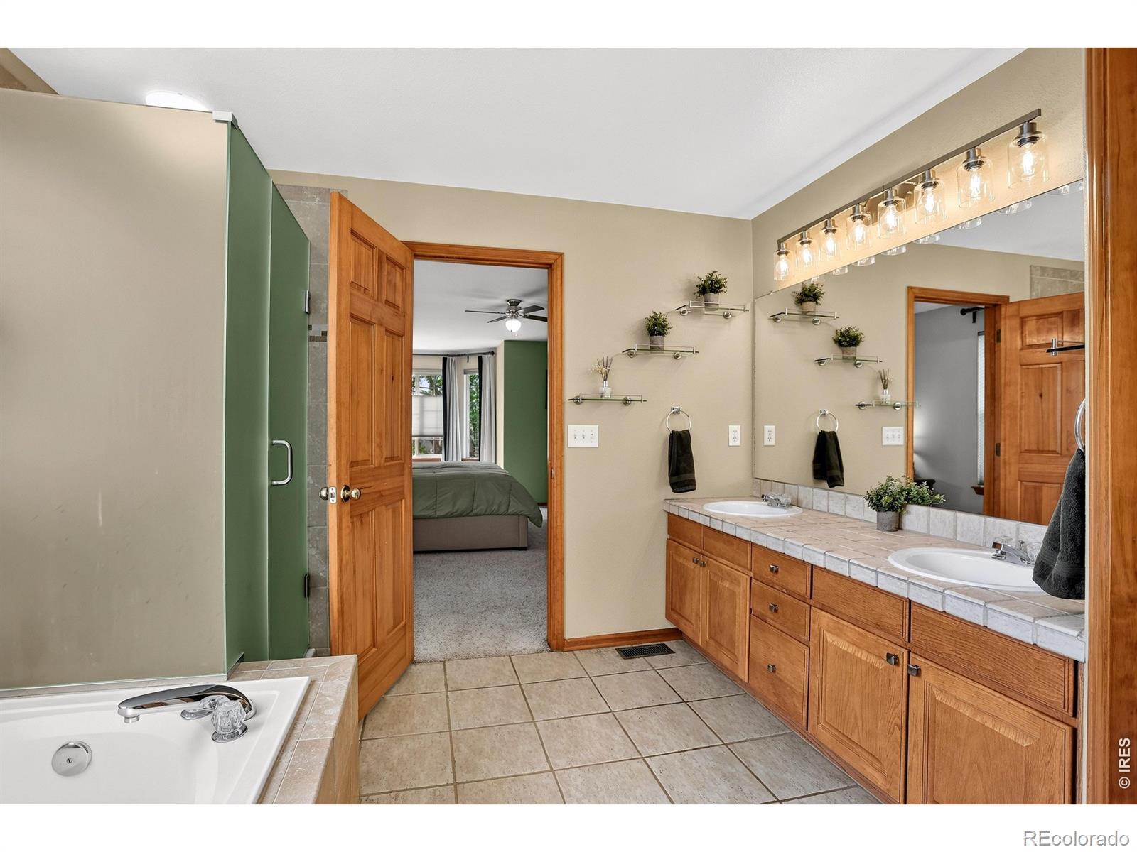 MLS Image #29 for 1516  red mountain drive,longmont, Colorado