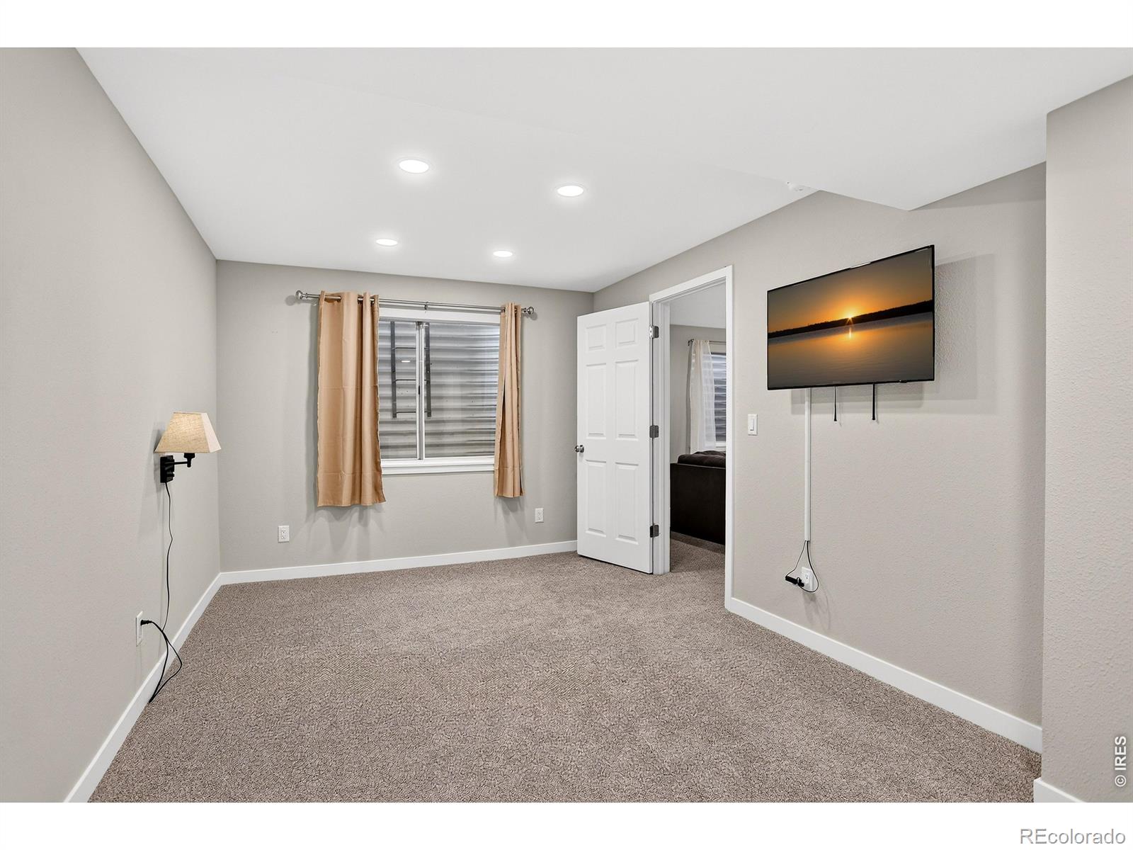 MLS Image #38 for 1516  red mountain drive,longmont, Colorado