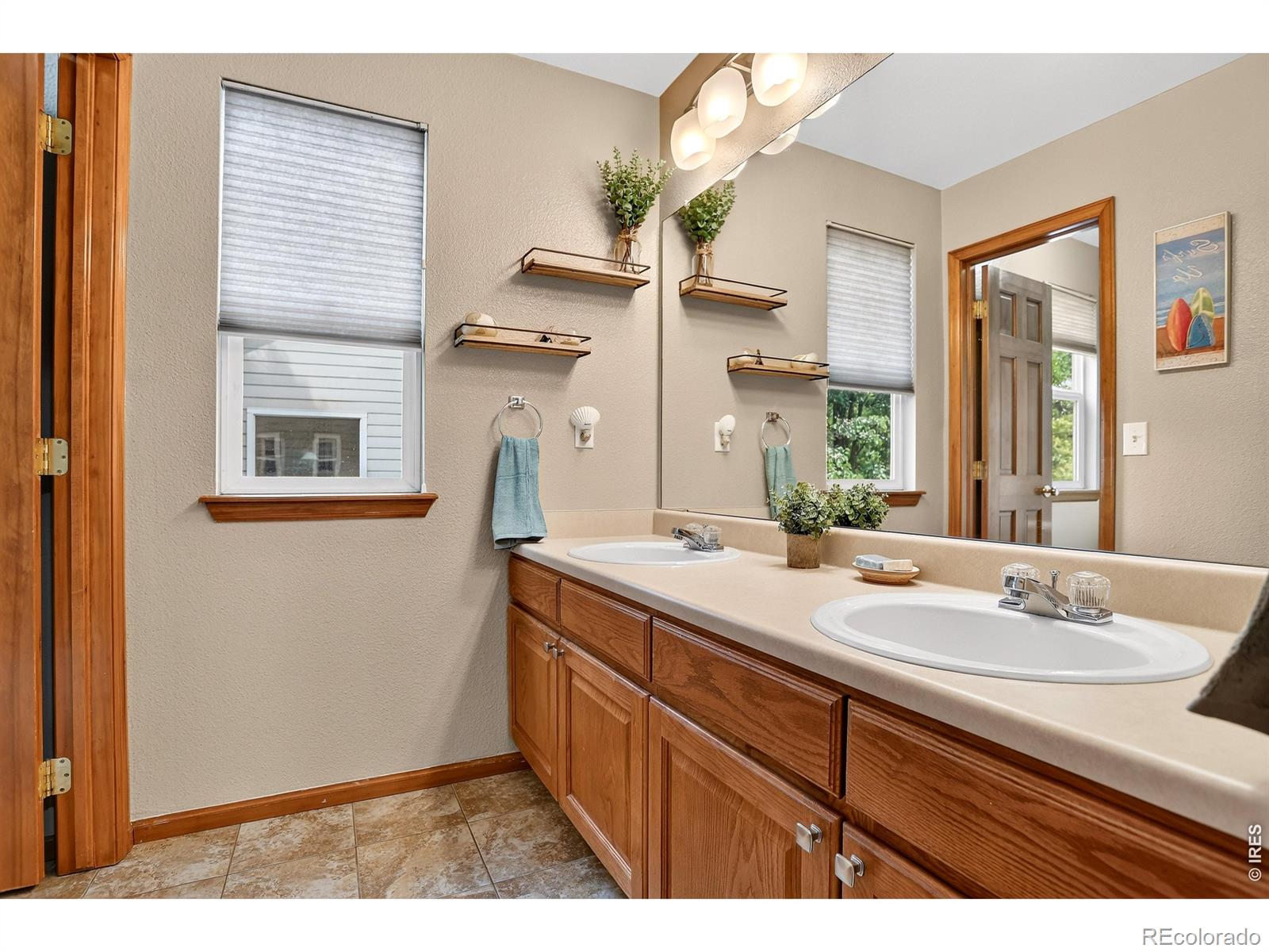 MLS Image #39 for 1516  red mountain drive,longmont, Colorado