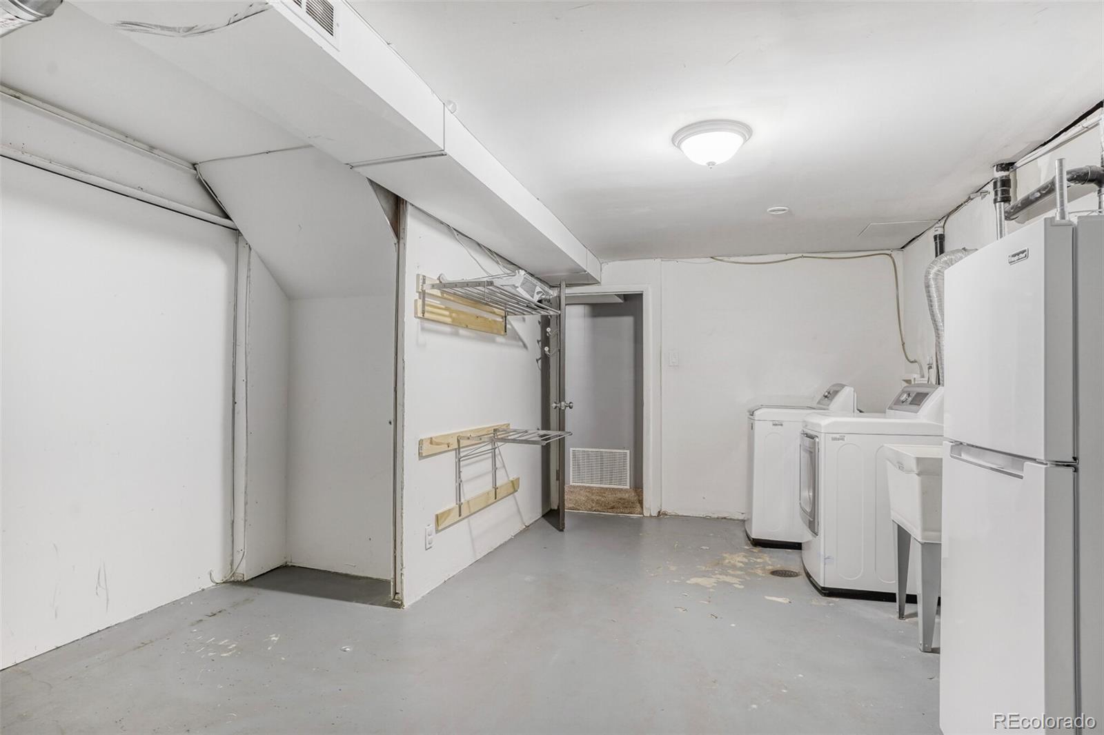 MLS Image #24 for 627 s jasmine way,denver, Colorado