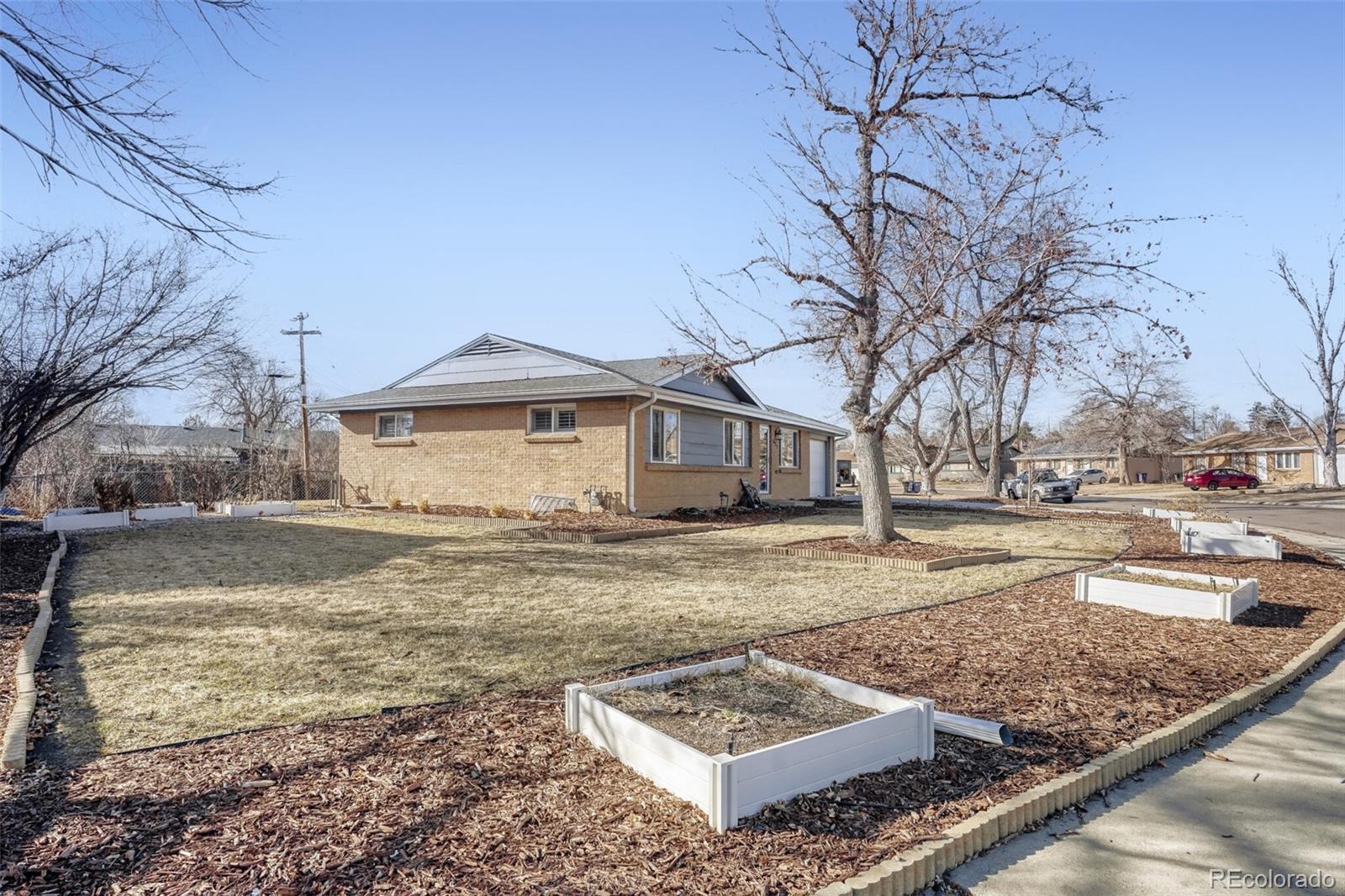 MLS Image #29 for 627 s jasmine way,denver, Colorado