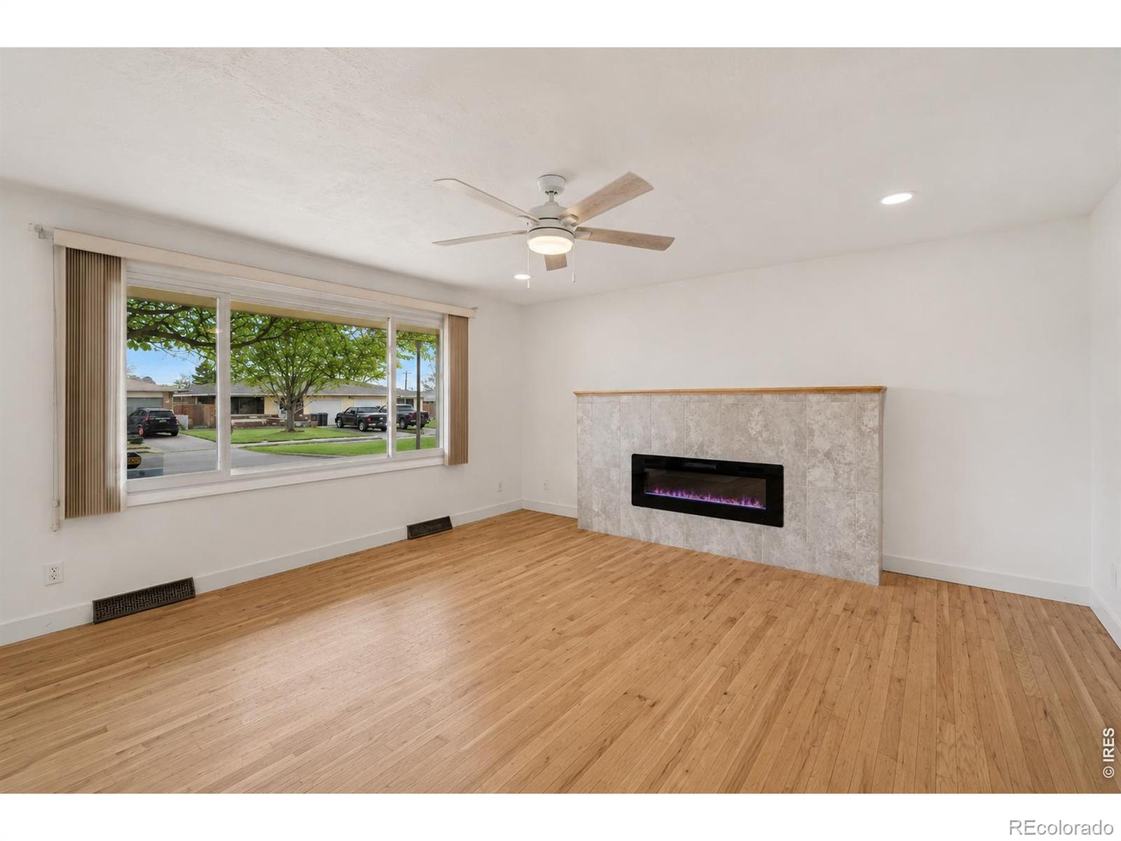 MLS Image #2 for 3211  butternut drive,loveland, Colorado