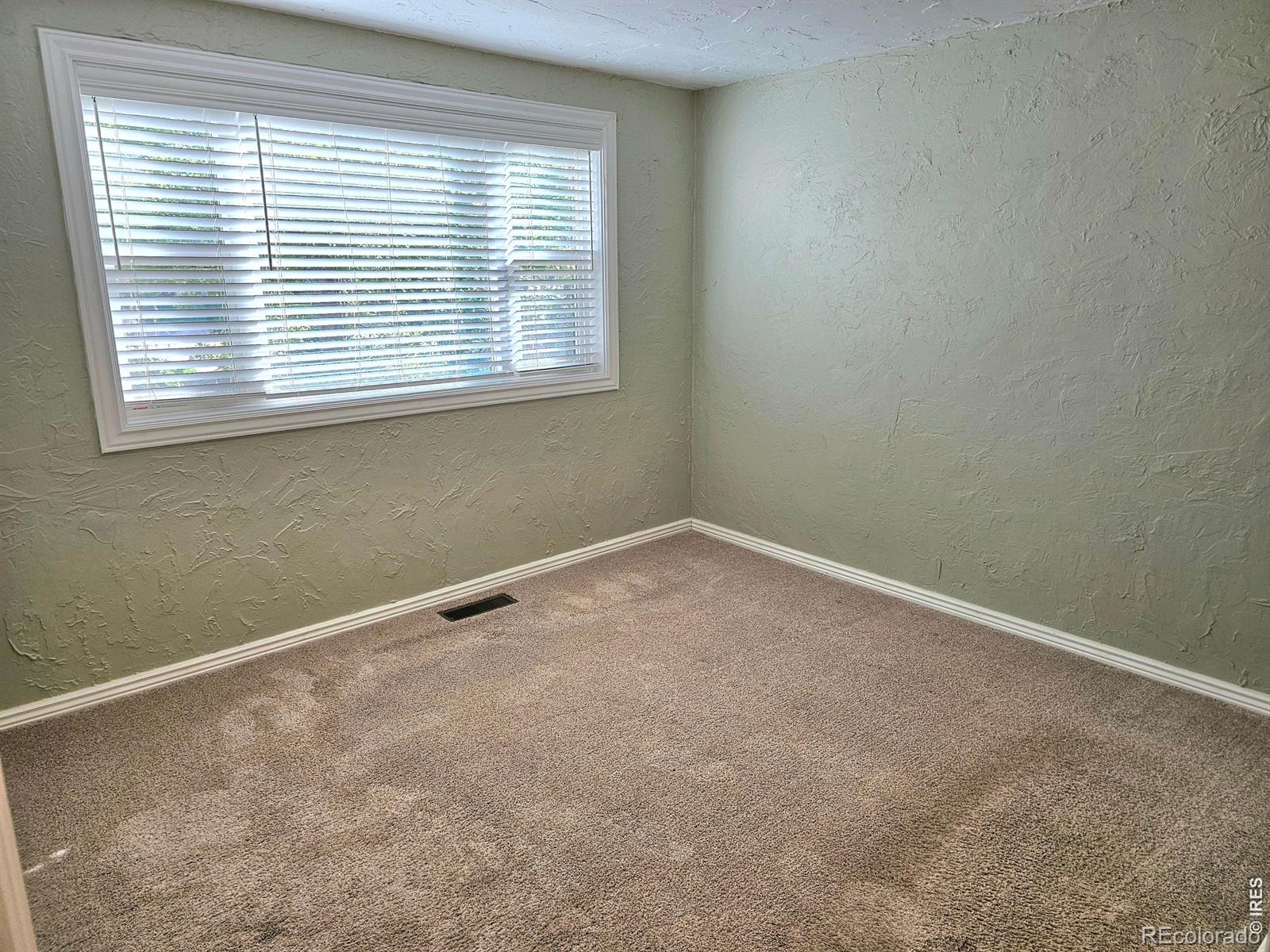 MLS Image #15 for 828  fairhurst street,sterling, Colorado