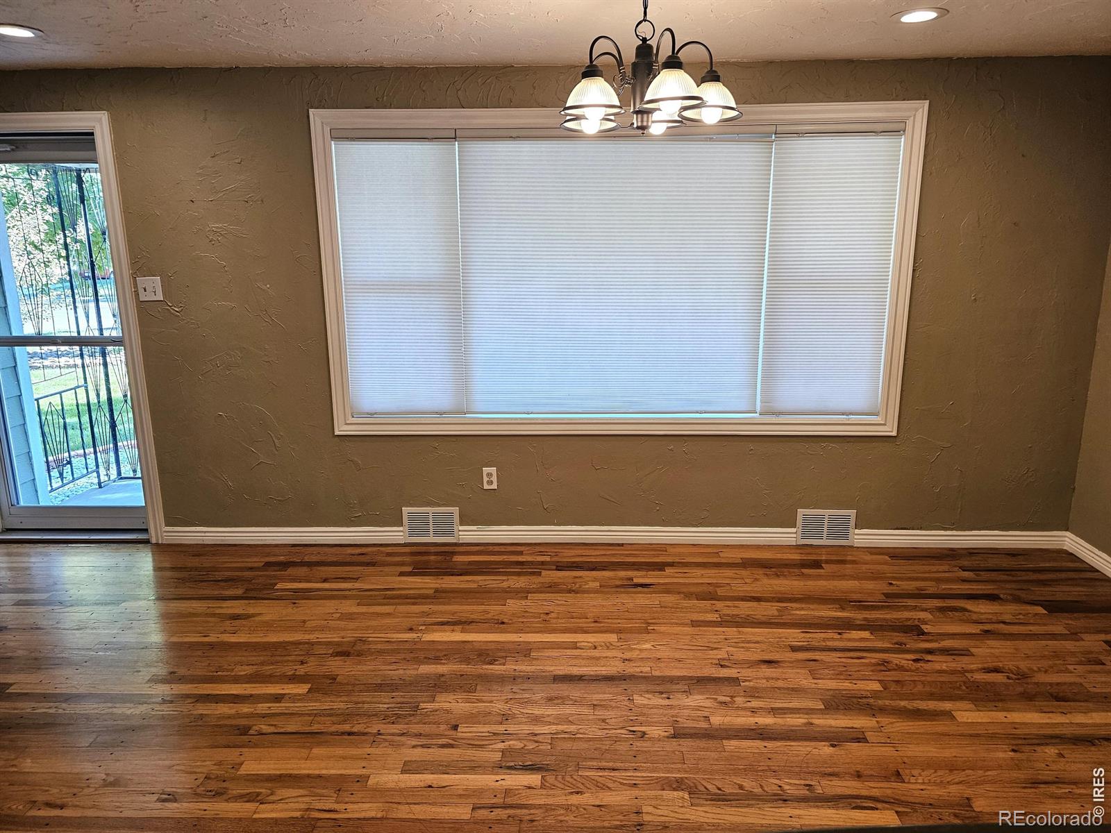 MLS Image #5 for 828  fairhurst street,sterling, Colorado
