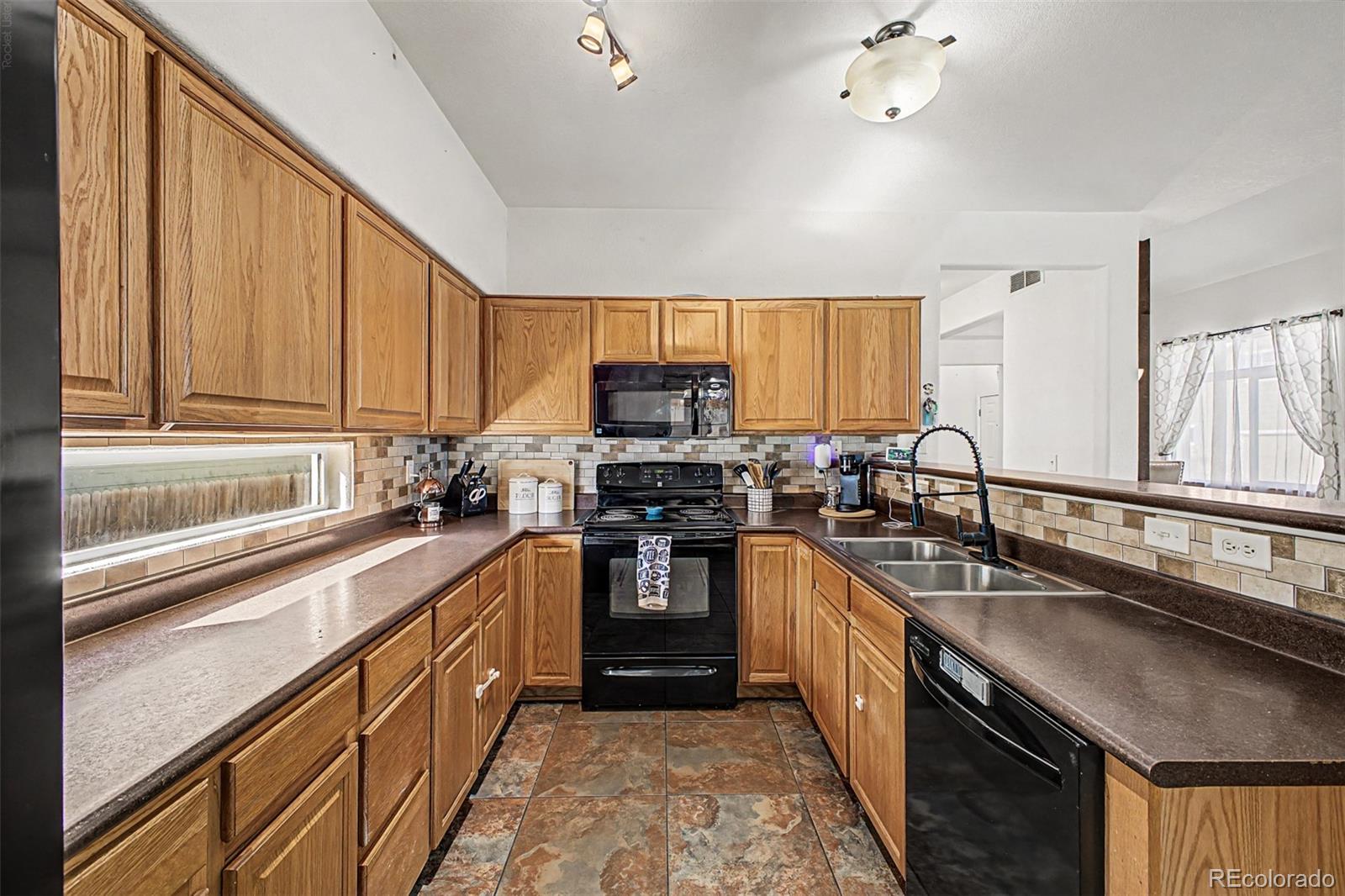 MLS Image #10 for 10152  wyandott circle,thornton, Colorado