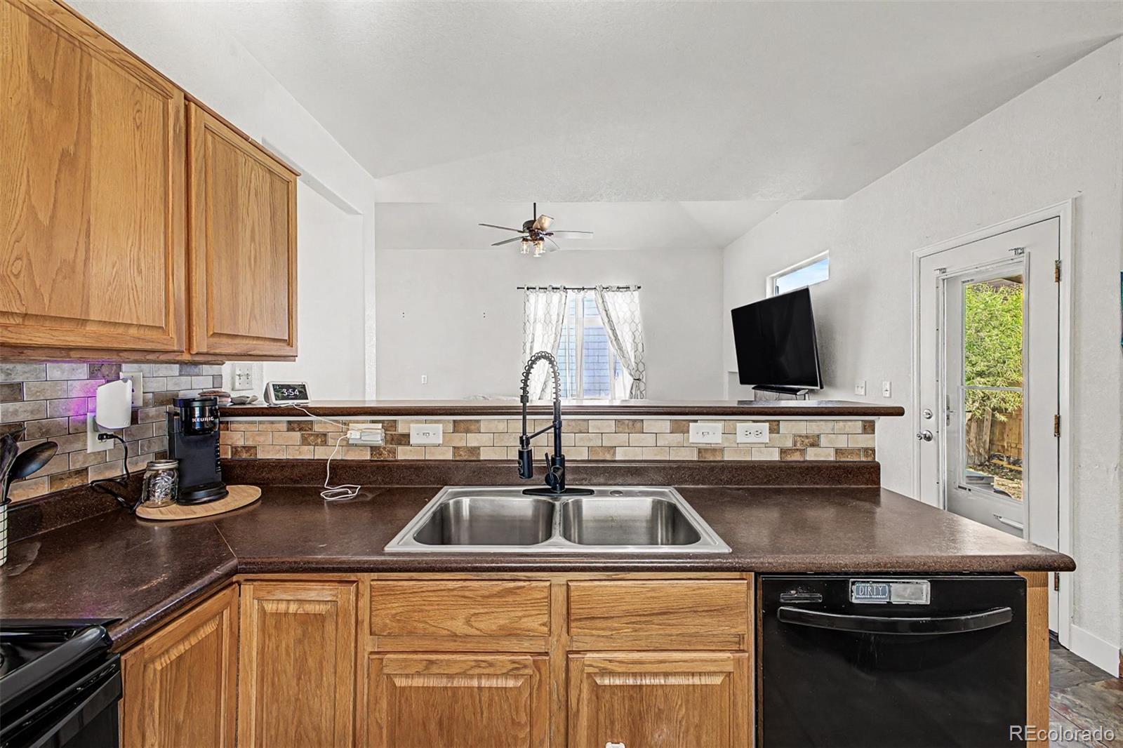 MLS Image #11 for 10152  wyandott circle,thornton, Colorado