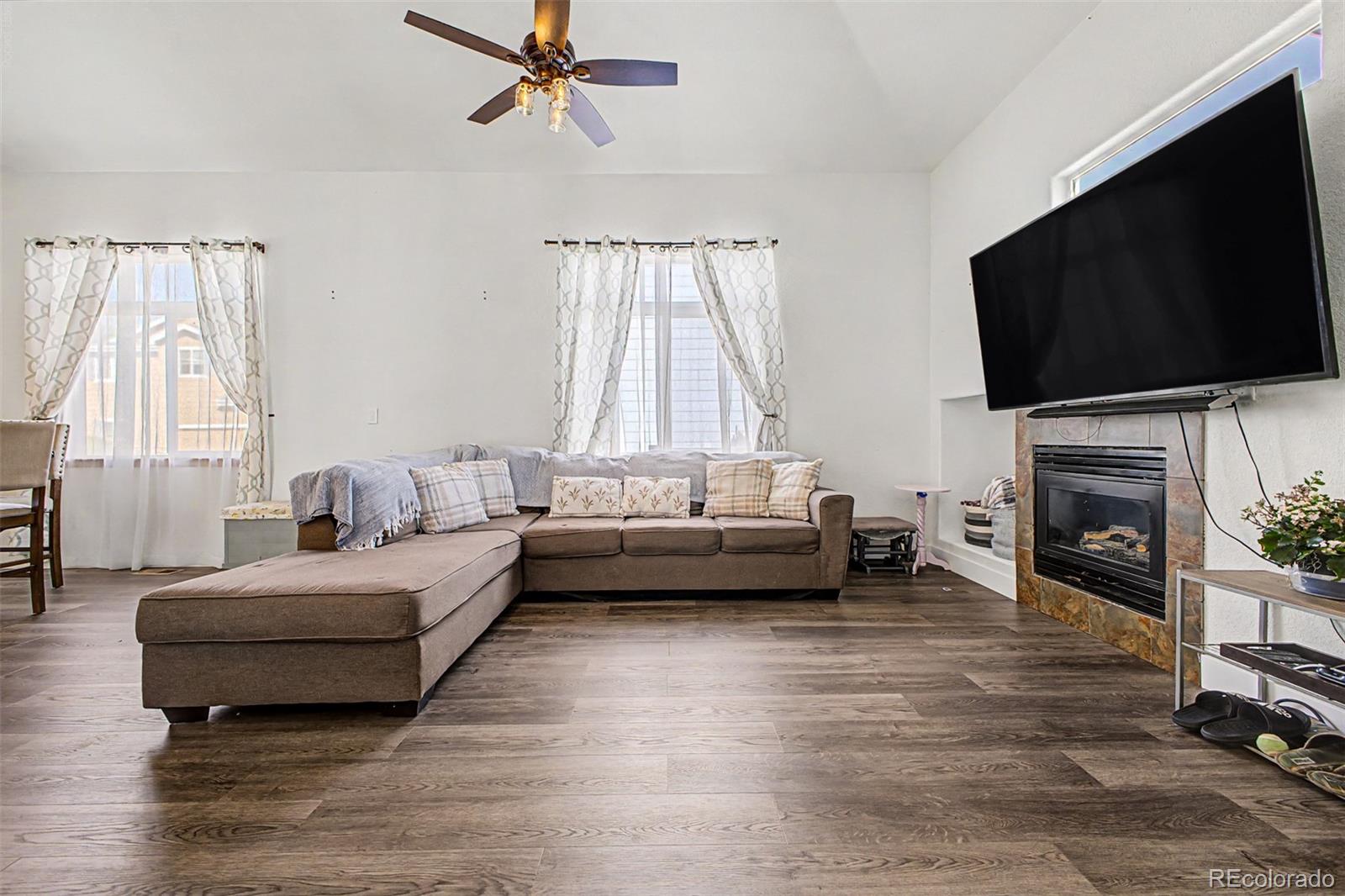 MLS Image #3 for 10152  wyandott circle,thornton, Colorado