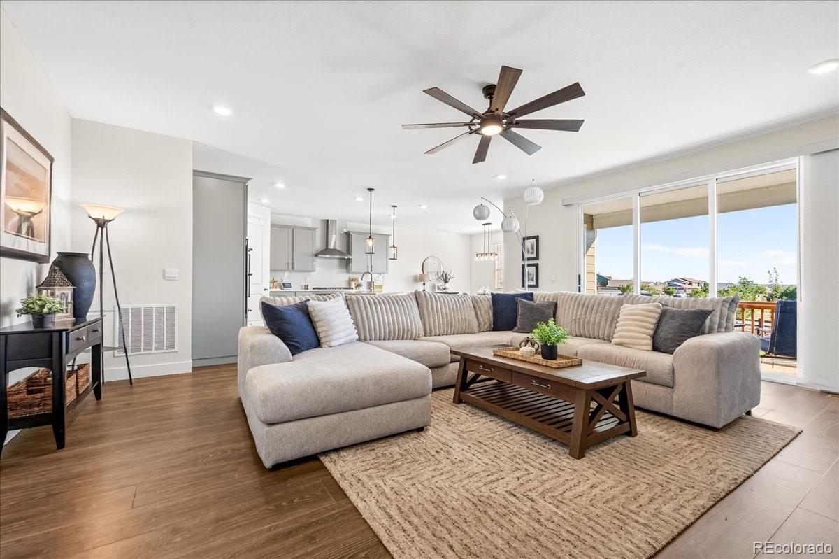 MLS Image #5 for 15774  spruce street,thornton, Colorado