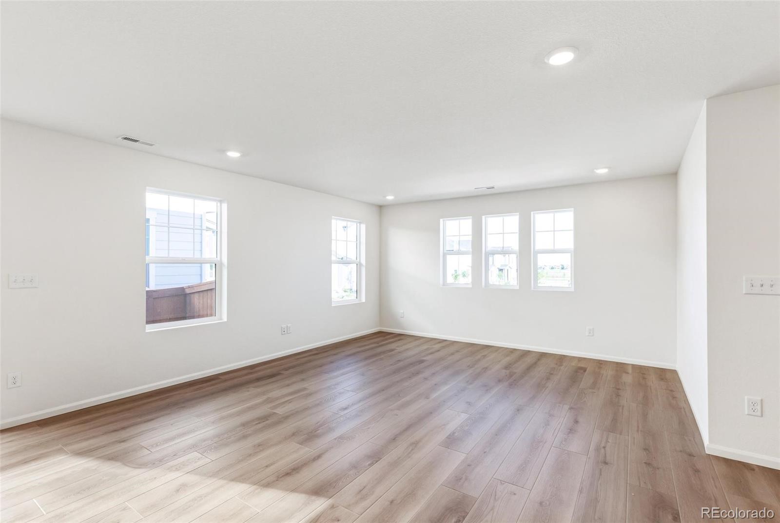 MLS Image #6 for 1743  marketplace alley,brighton, Colorado