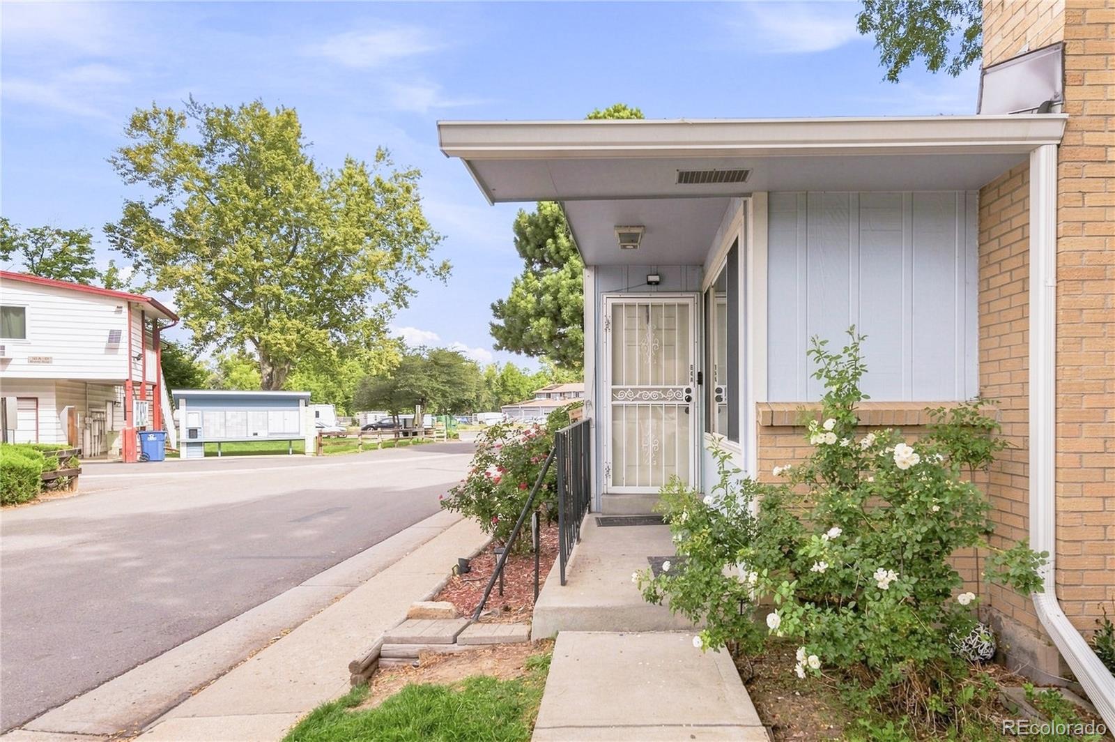 MLS Image #1 for 84  nome way a,aurora, Colorado