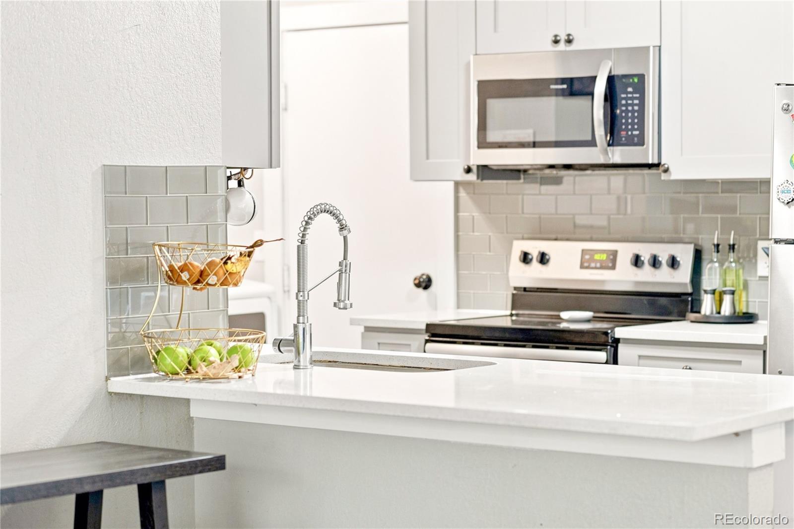 MLS Image #12 for 84  nome way a,aurora, Colorado