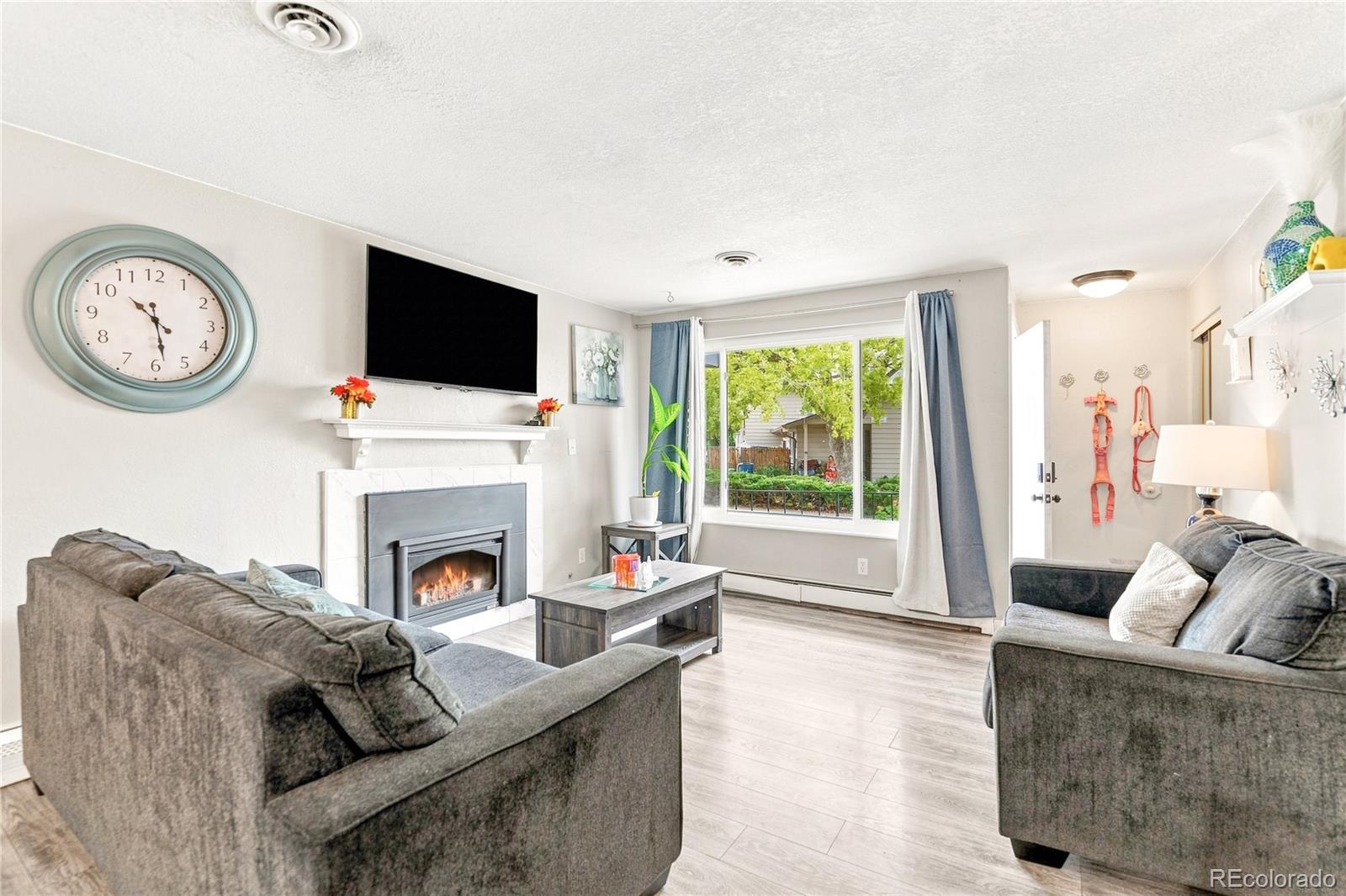MLS Image #3 for 84  nome way a,aurora, Colorado