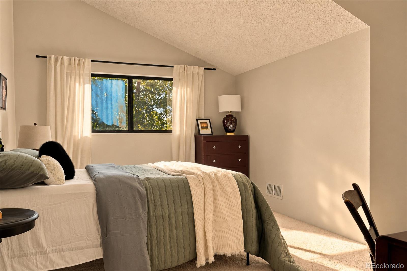 MLS Image #41 for 6600 e mississippi avenue,denver, Colorado