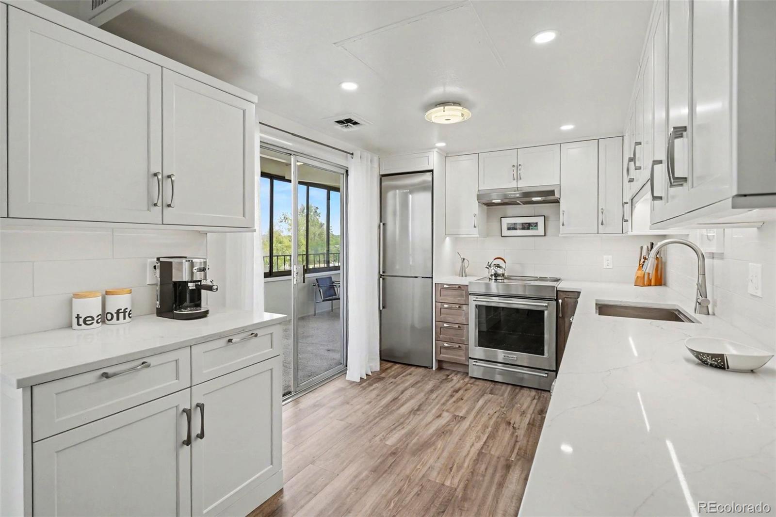 MLS Image #4 for 130 n pearl street,denver, Colorado