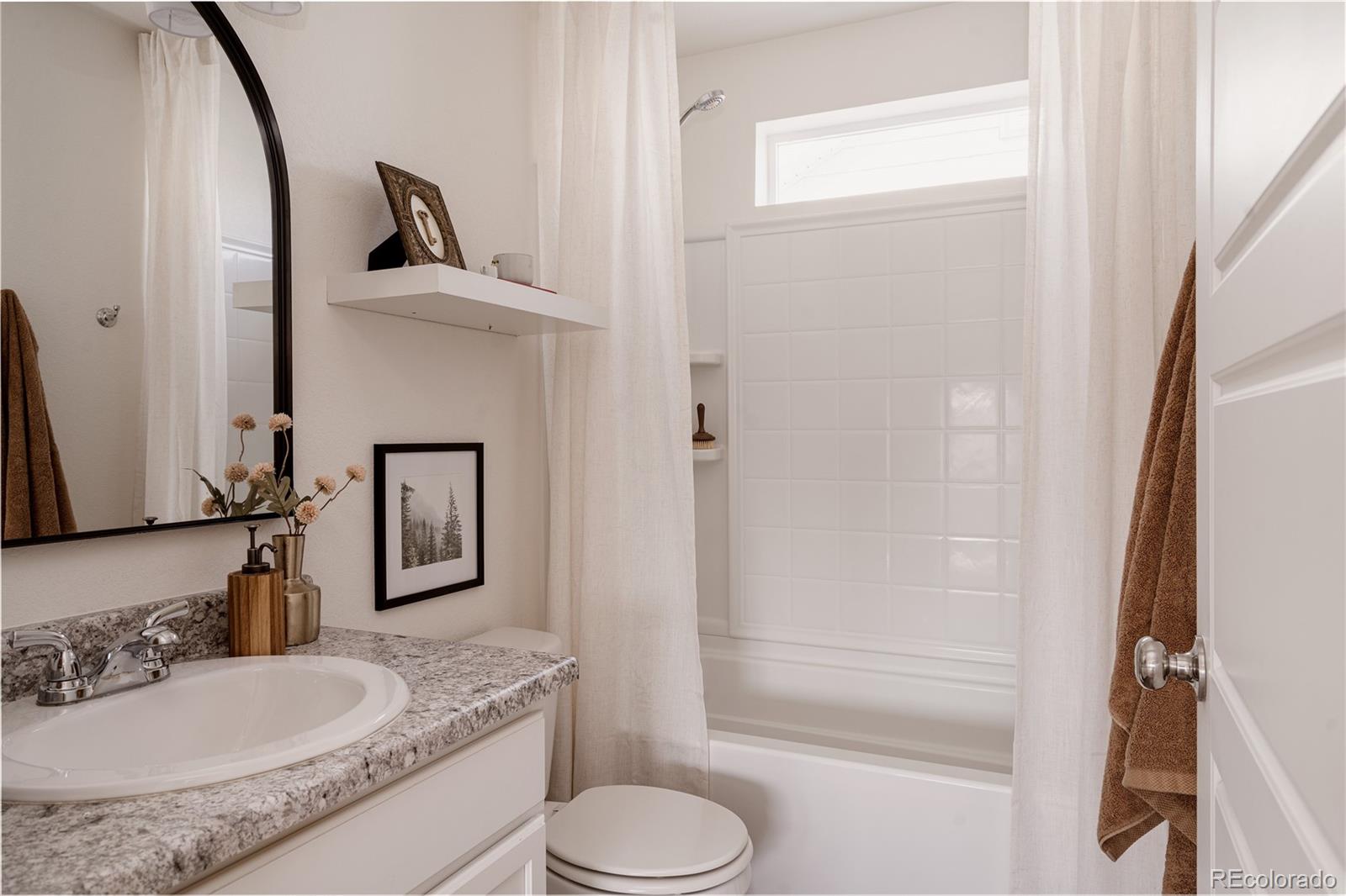 MLS Image #32 for 18670 e 53rd drive,denver, Colorado