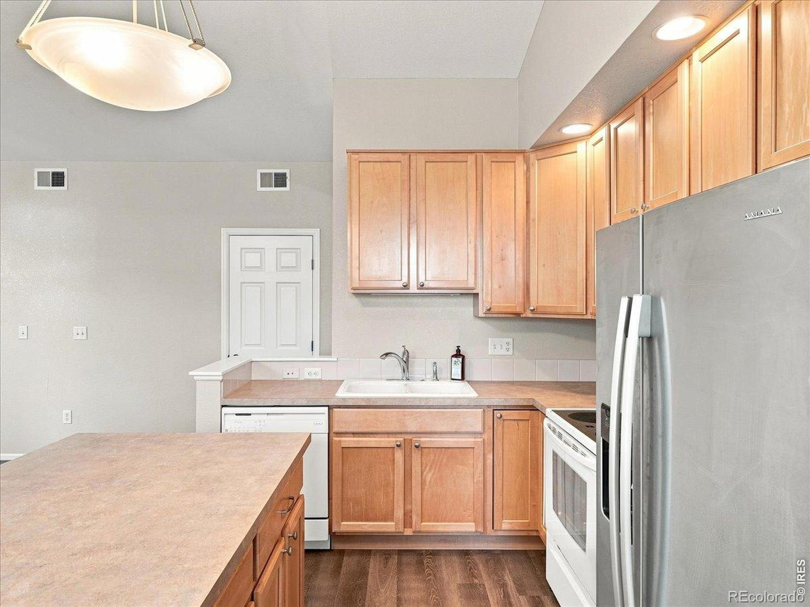 MLS Image #20 for 1977  grays peak drive,loveland, Colorado