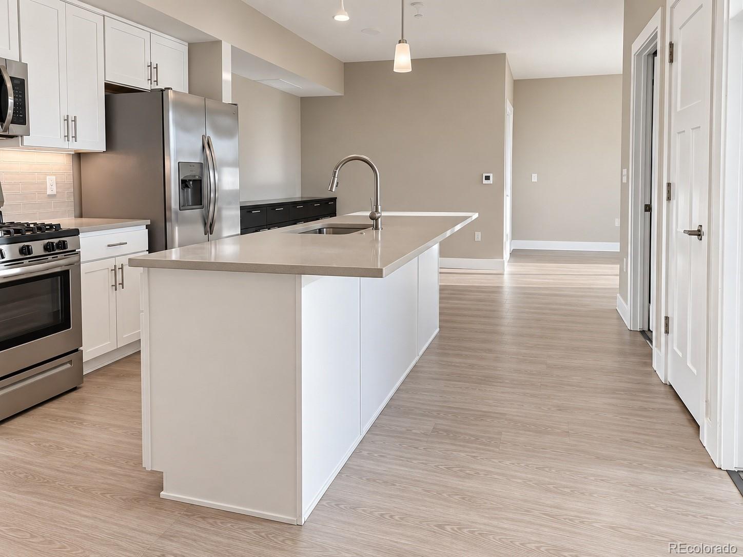 MLS Image #1 for 190 s cherrywood drive,lafayette, Colorado