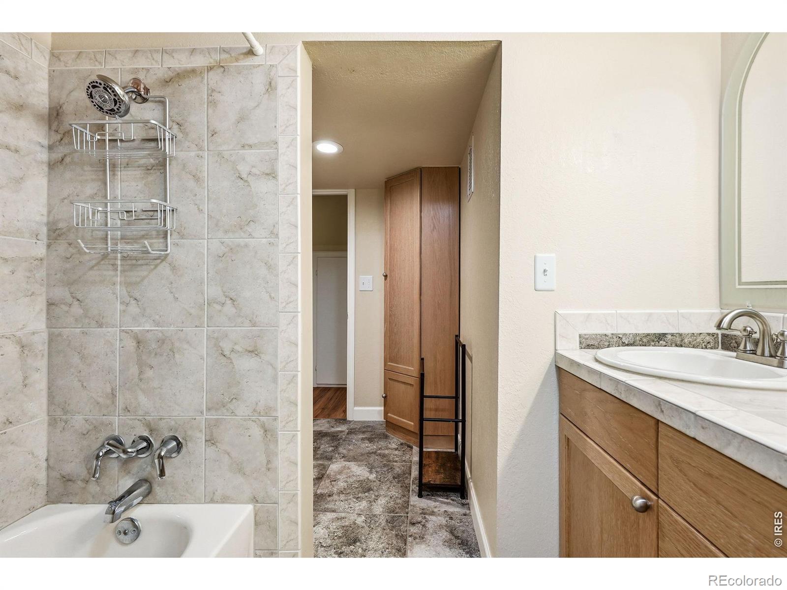 MLS Image #35 for 6846  surrey trail,littleton, Colorado