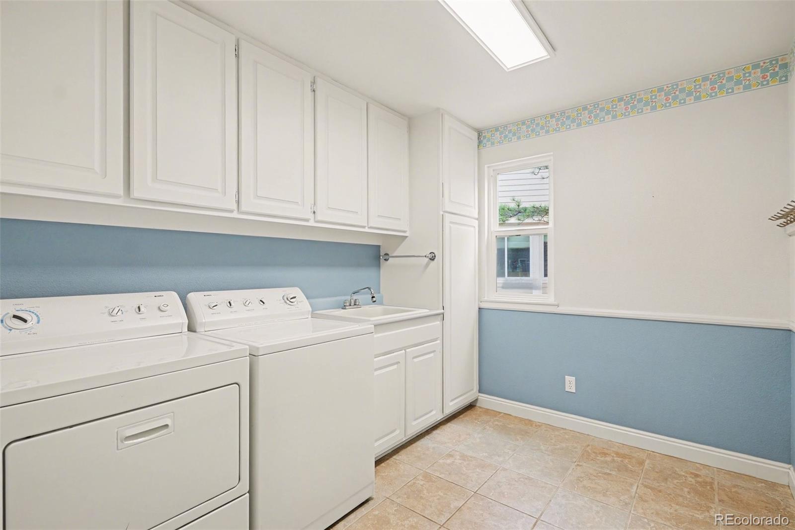 MLS Image #14 for 435  bexley street,highlands ranch, Colorado