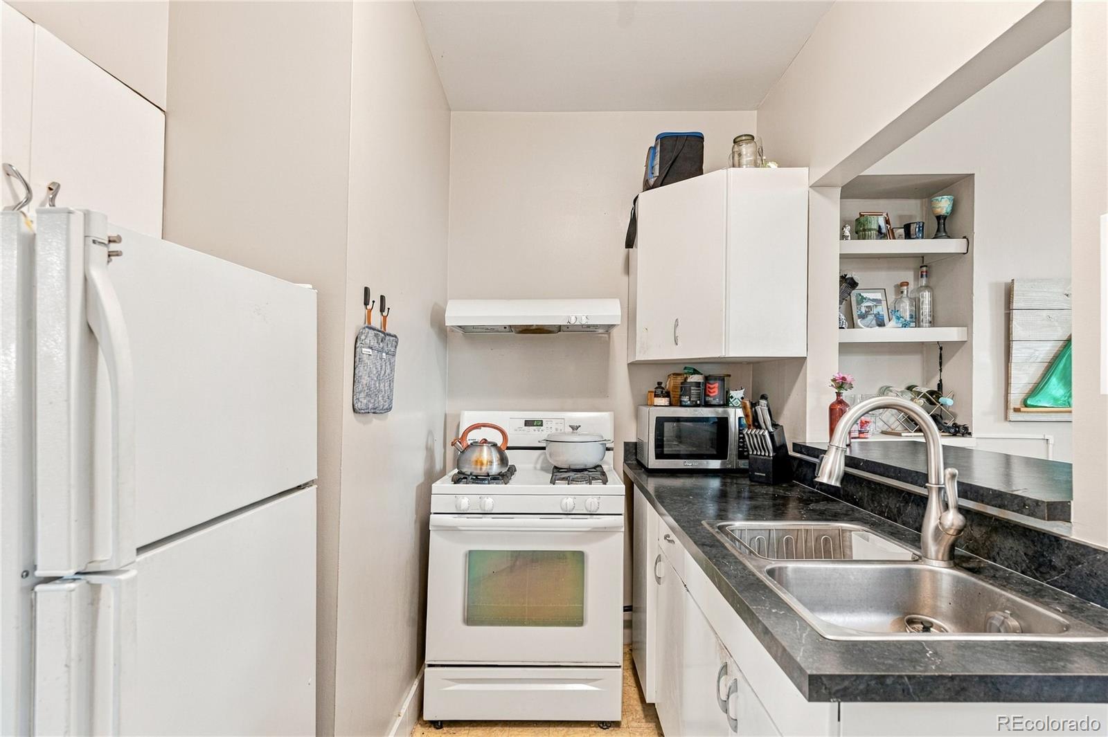 MLS Image #34 for 590 s sherman street,denver, Colorado