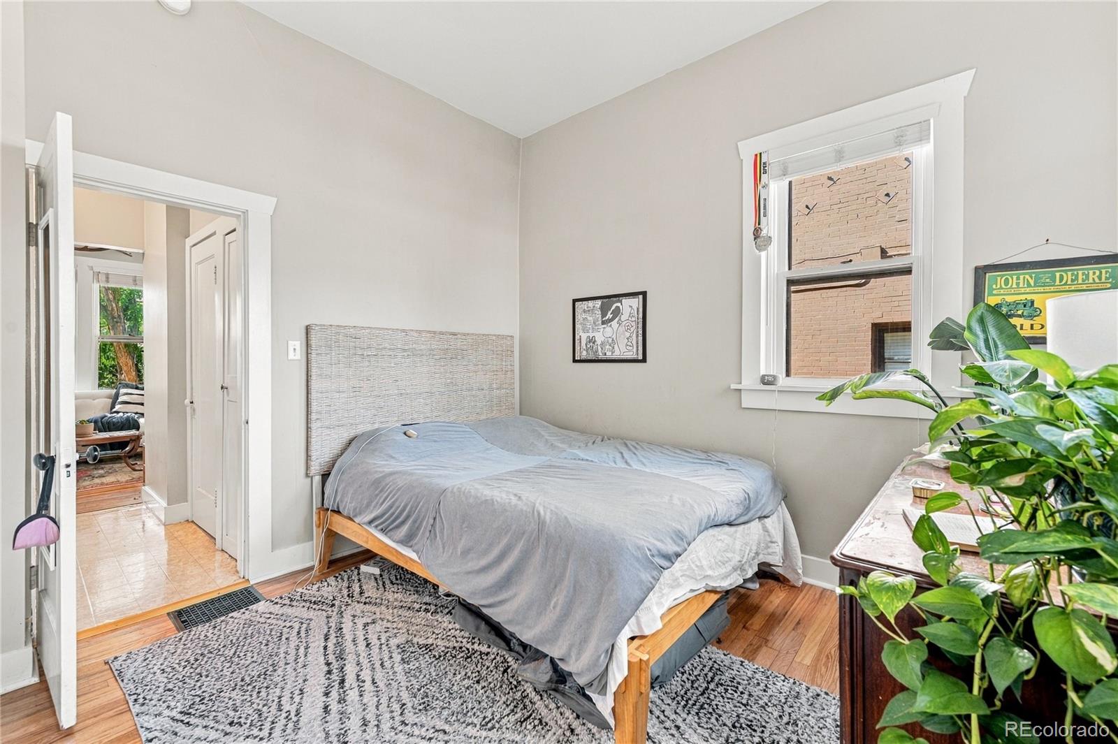 MLS Image #36 for 590 s sherman street,denver, Colorado