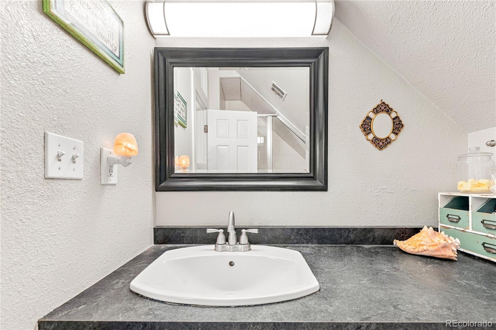 MLS Image #45 for 590 s sherman street,denver, Colorado