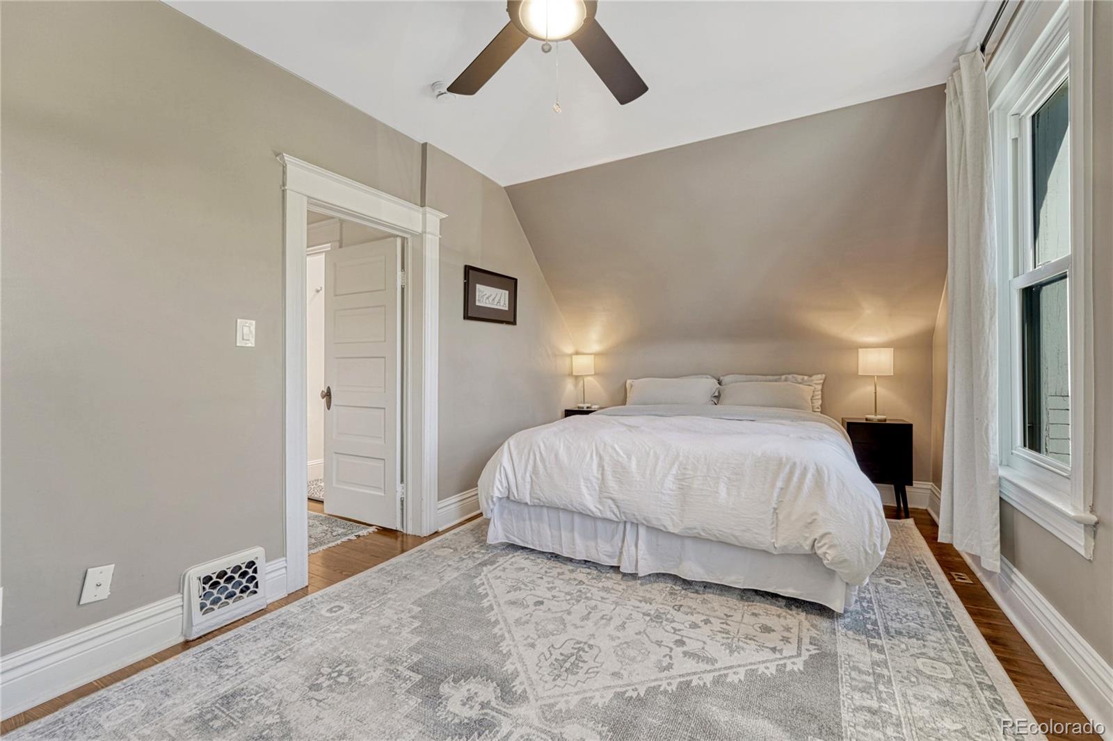 MLS Image #11 for 2552 n emerson street,denver, Colorado