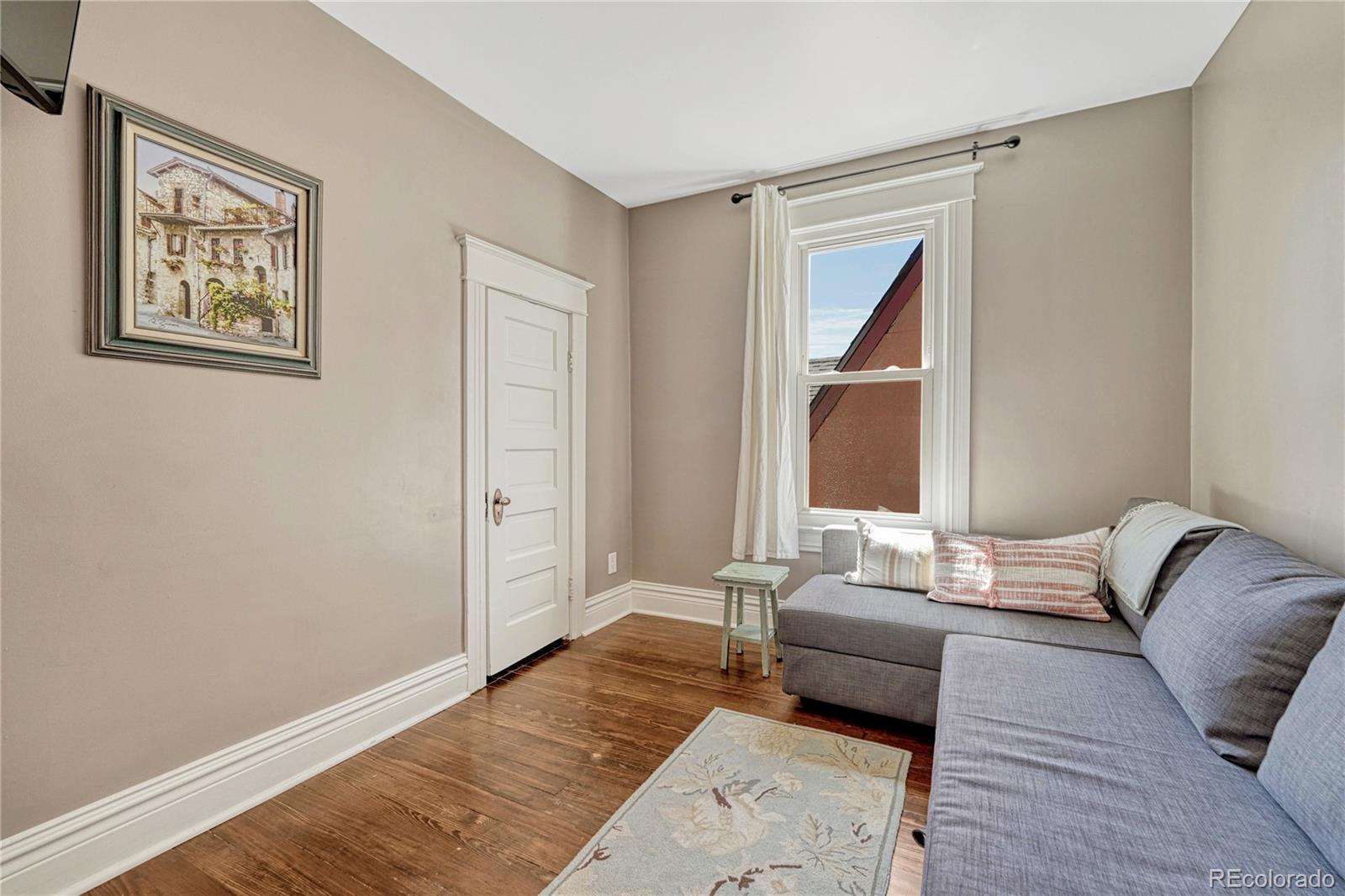 MLS Image #14 for 2552 n emerson street,denver, Colorado