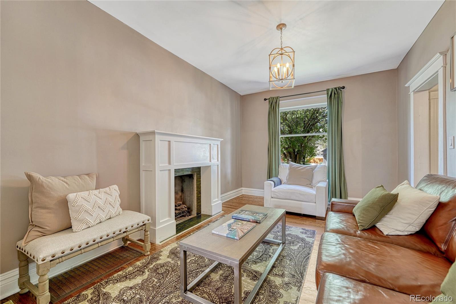 MLS Image #2 for 2552 n emerson street,denver, Colorado