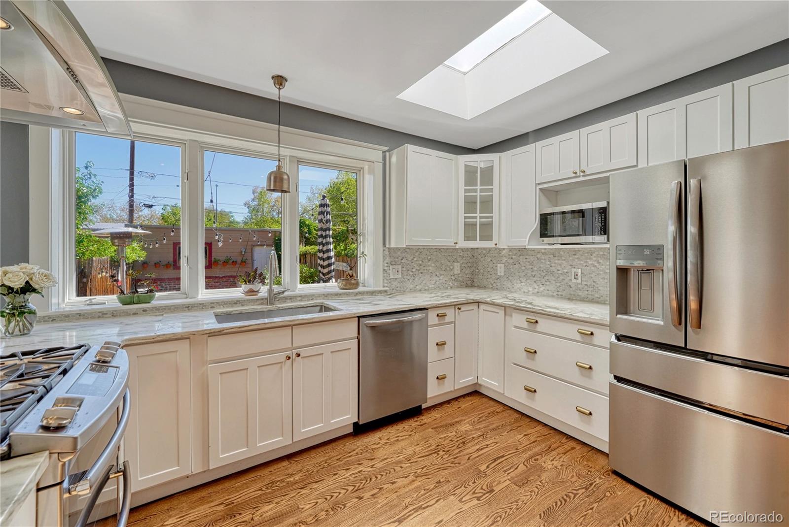 MLS Image #6 for 2552 n emerson street,denver, Colorado