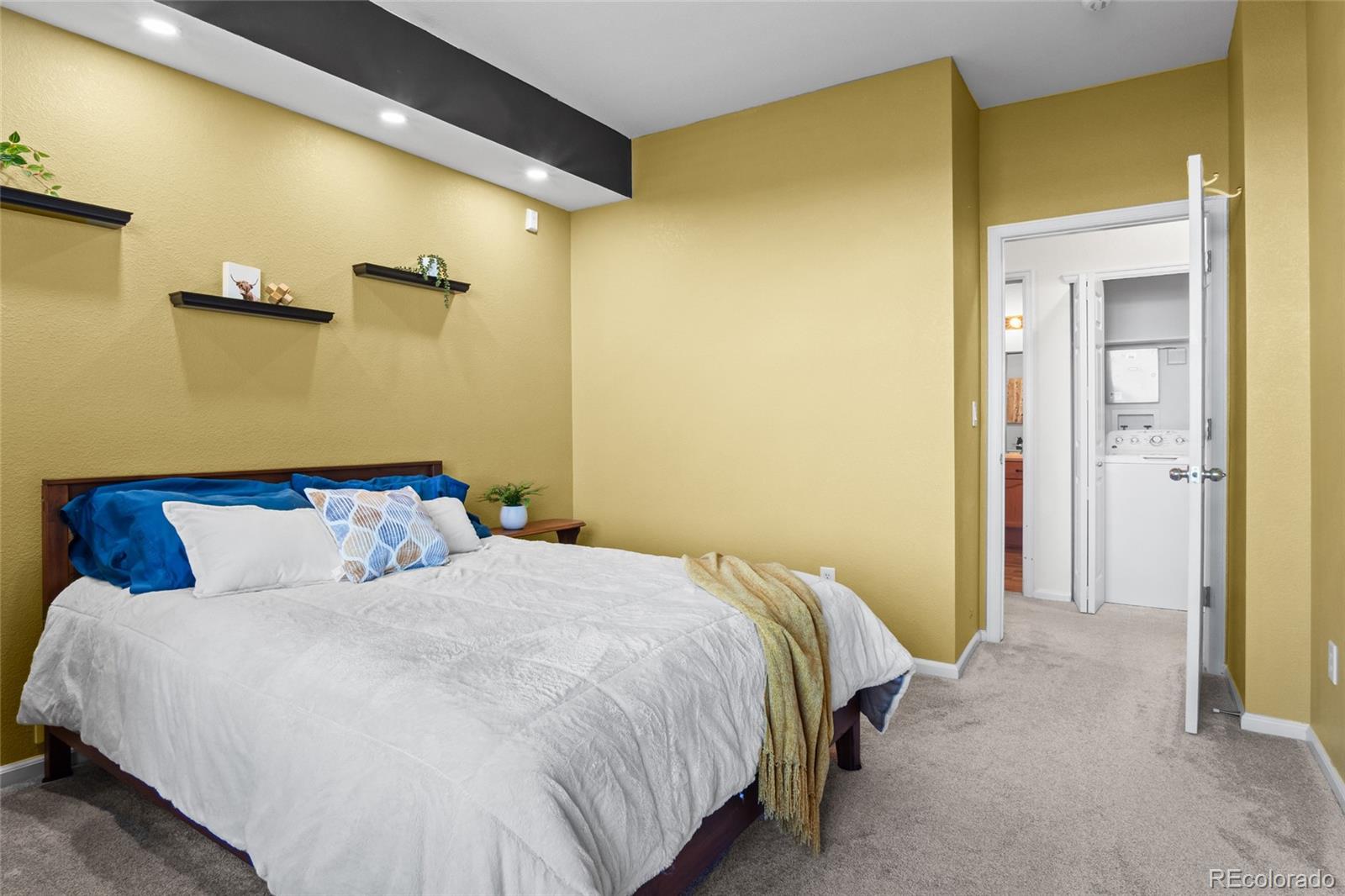 MLS Image #15 for 14333 e 1st drive,aurora, Colorado