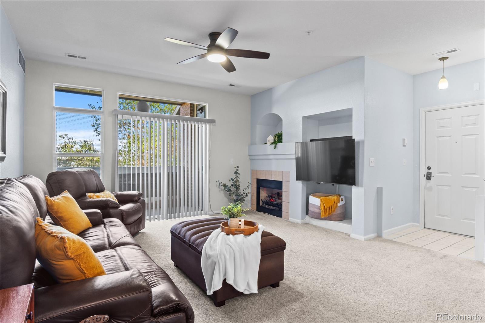 MLS Image #2 for 14333 e 1st drive,aurora, Colorado