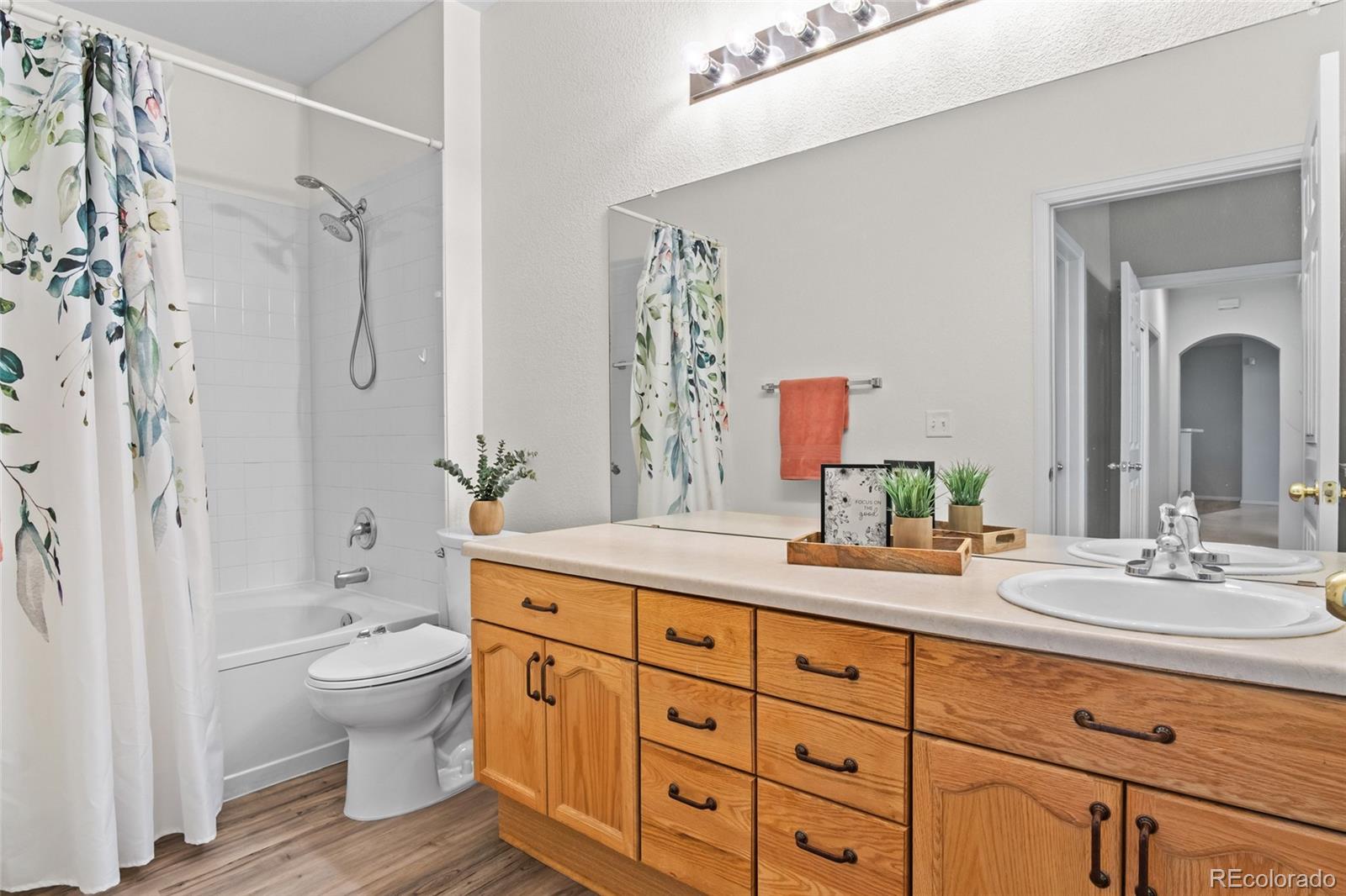 MLS Image #20 for 14333 e 1st drive,aurora, Colorado