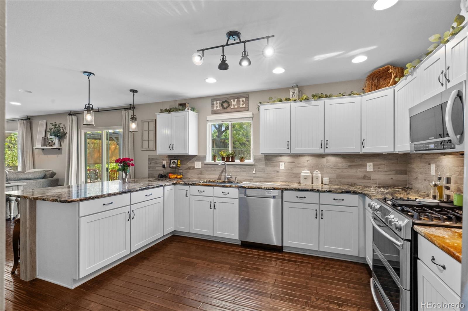MLS Image #10 for 7039  pine hills way,littleton, Colorado