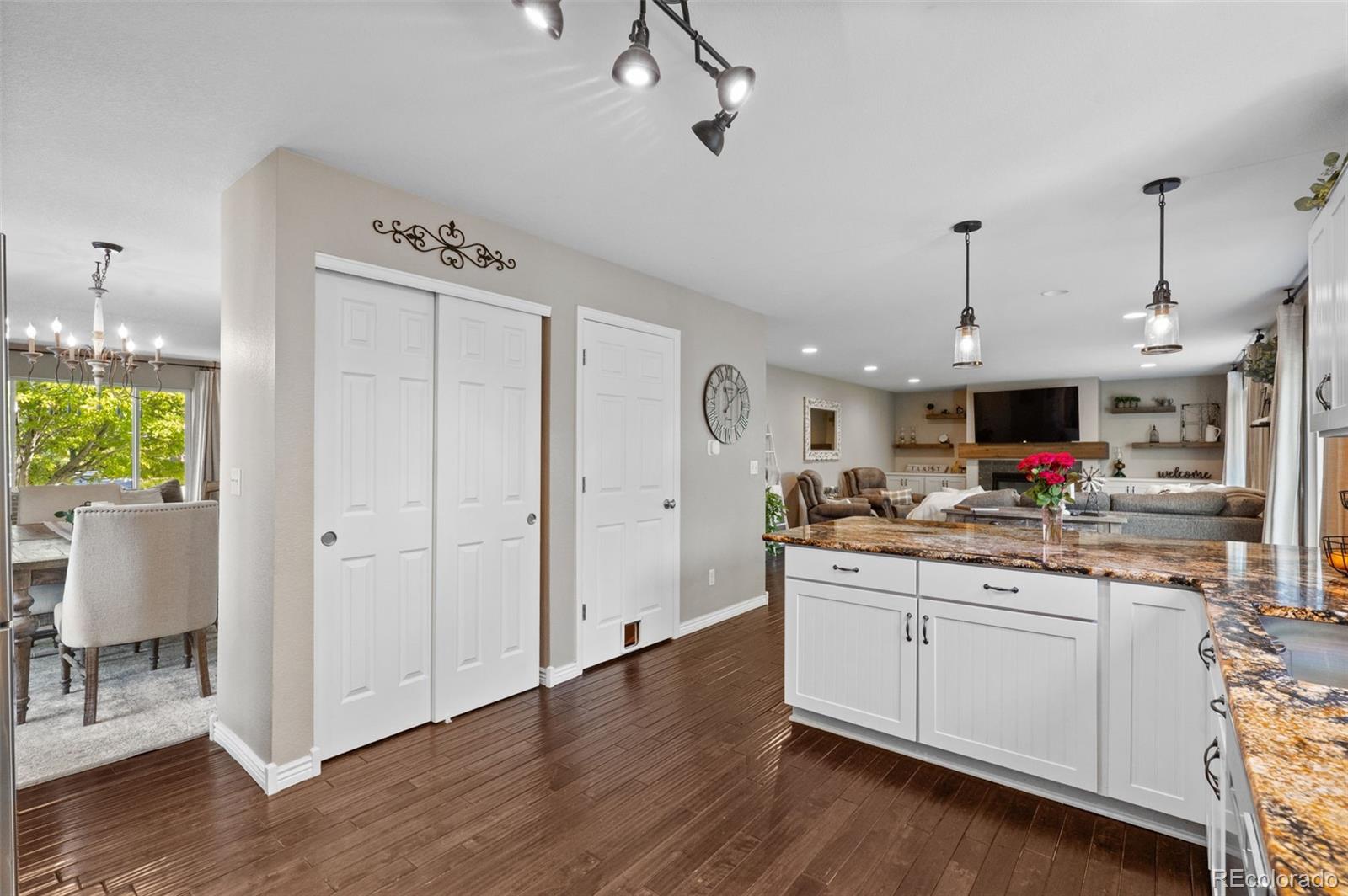 MLS Image #11 for 7039  pine hills way,littleton, Colorado