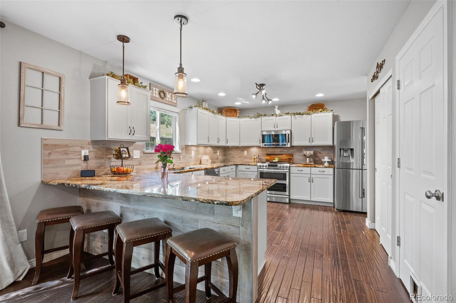 MLS Image #14 for 7039  pine hills way,littleton, Colorado