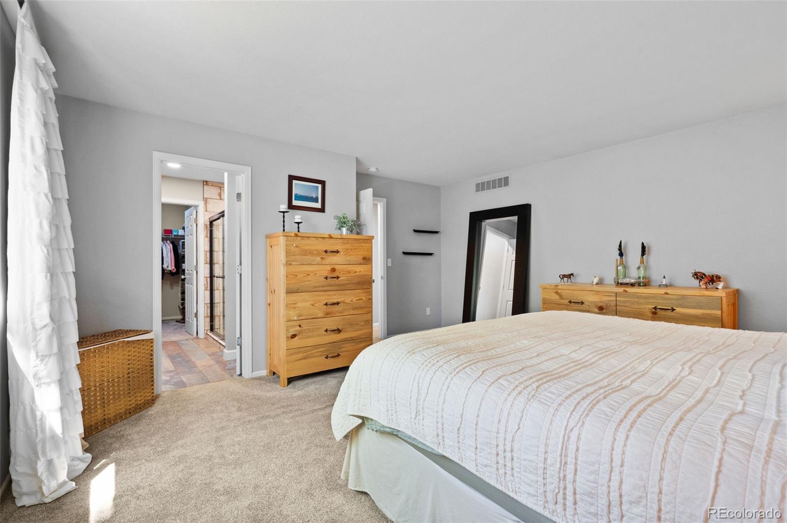 MLS Image #22 for 7039  pine hills way,littleton, Colorado