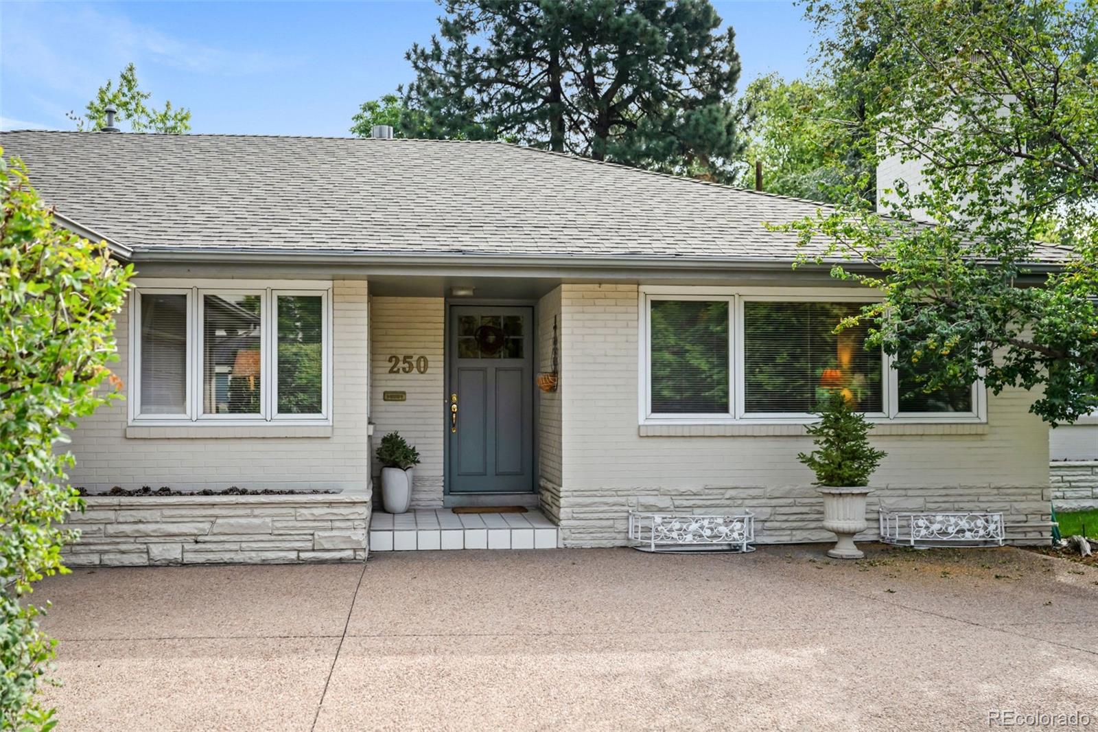 MLS Image #2 for 250 s cherry street,denver, Colorado