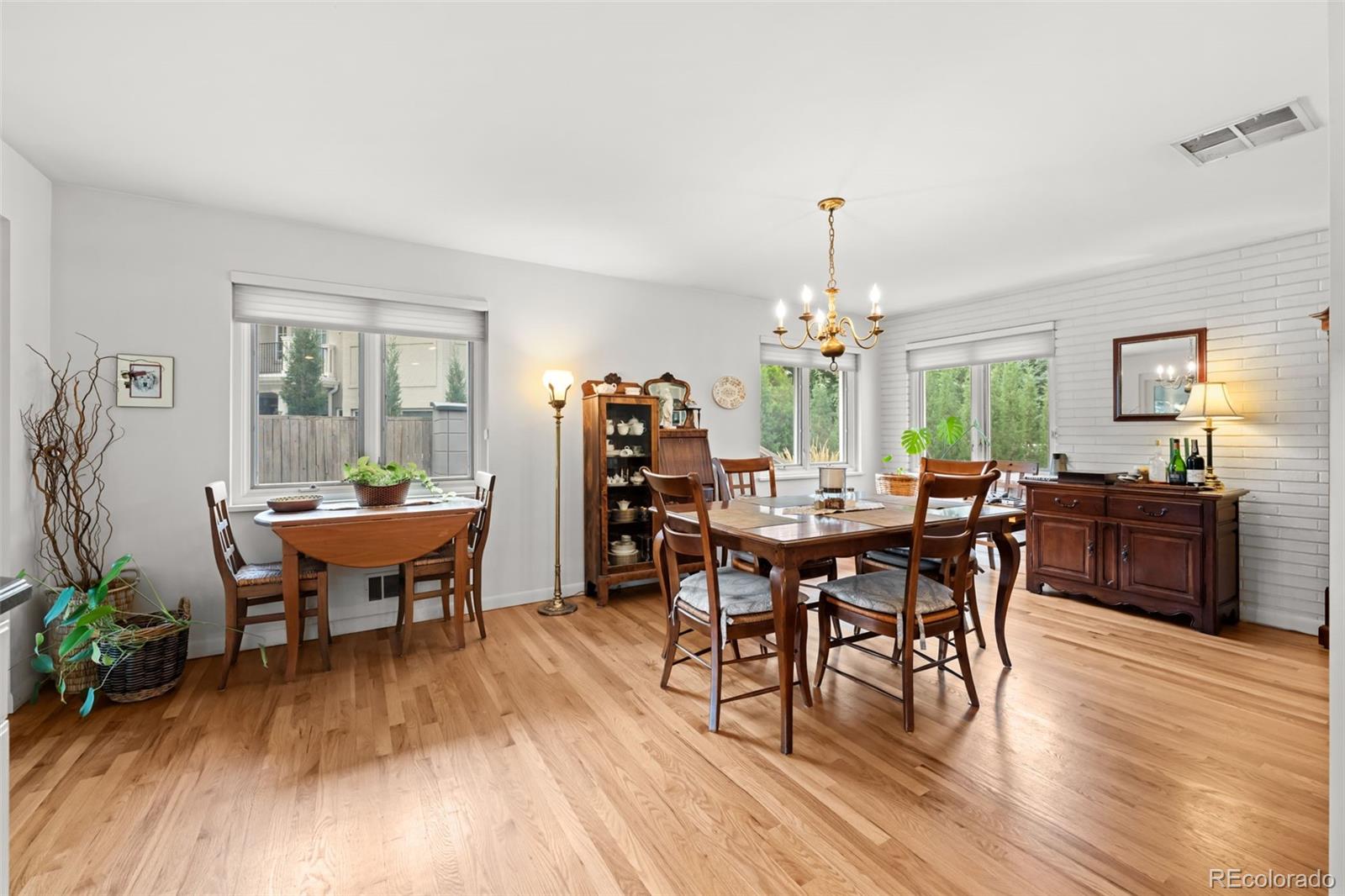 MLS Image #8 for 250 s cherry street,denver, Colorado