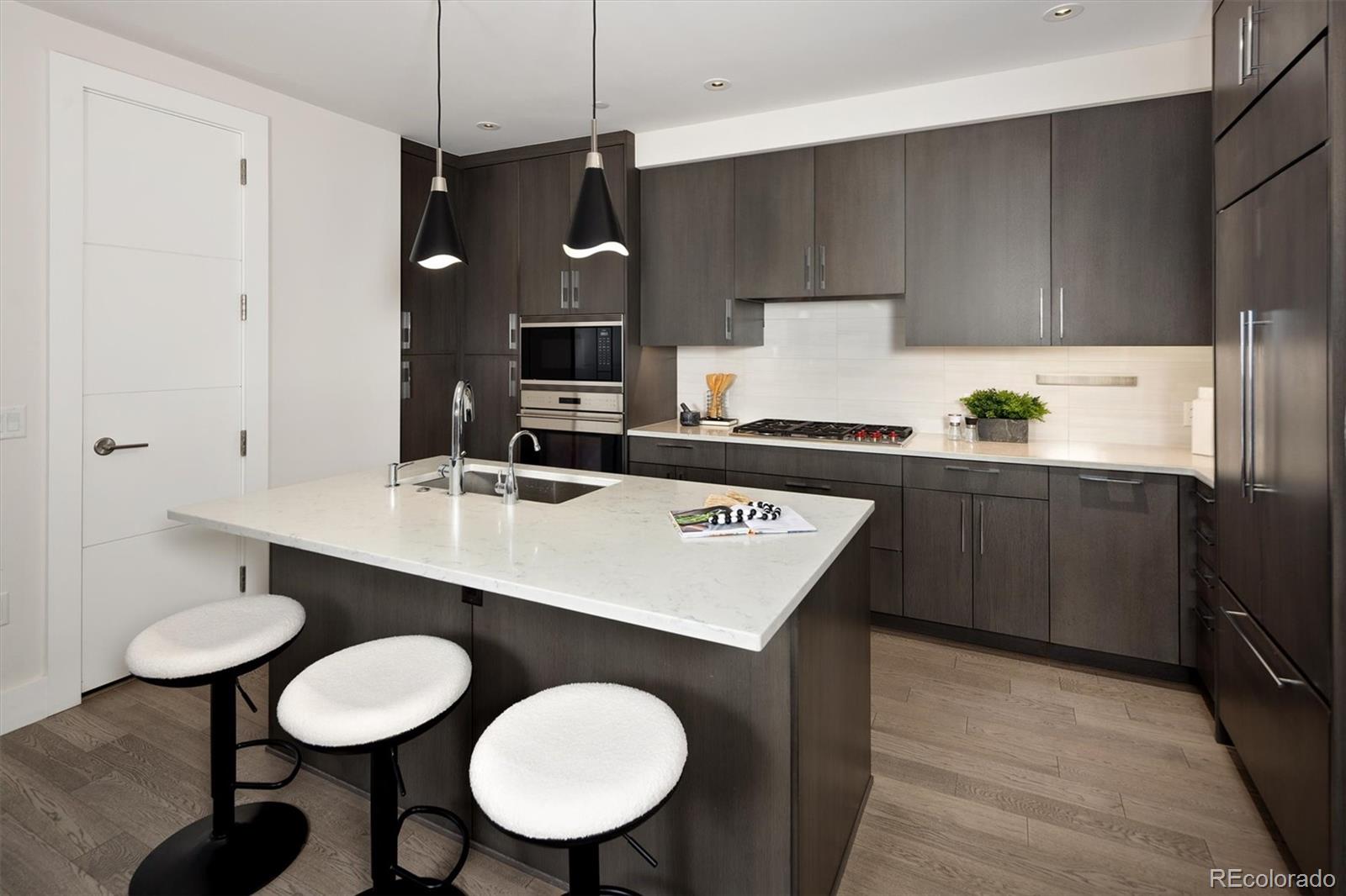 MLS Image #11 for 155  steele street,denver, Colorado