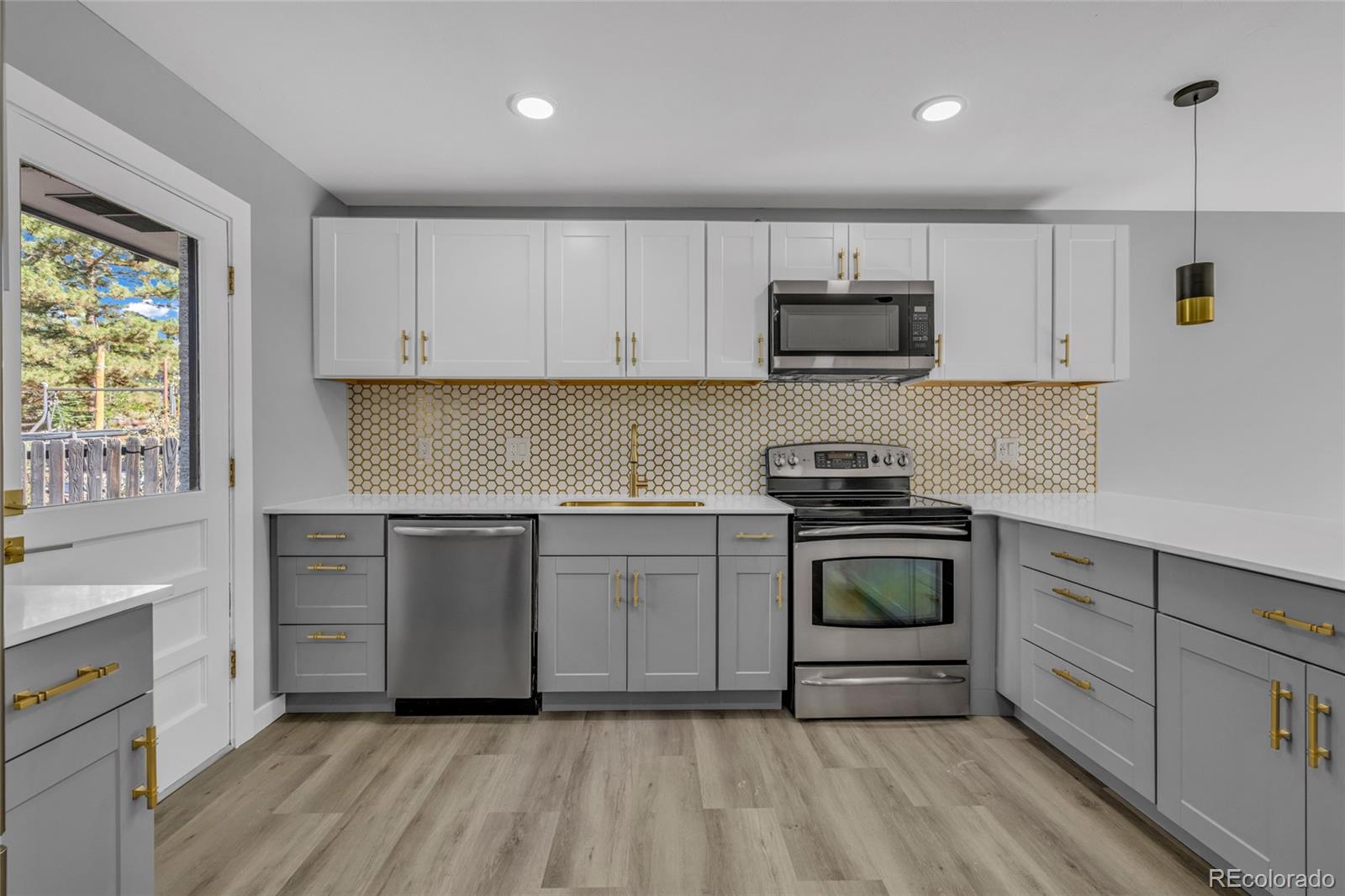 MLS Image #11 for 2189 s coors circle,denver, Colorado