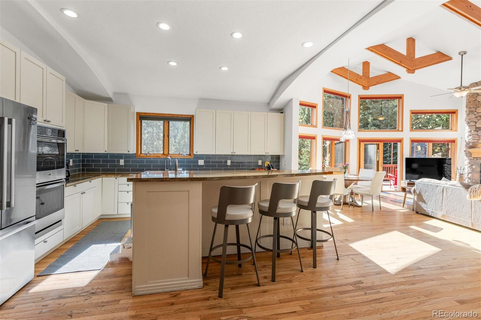MLS Image #15 for 215  97 circle,blue river, Colorado