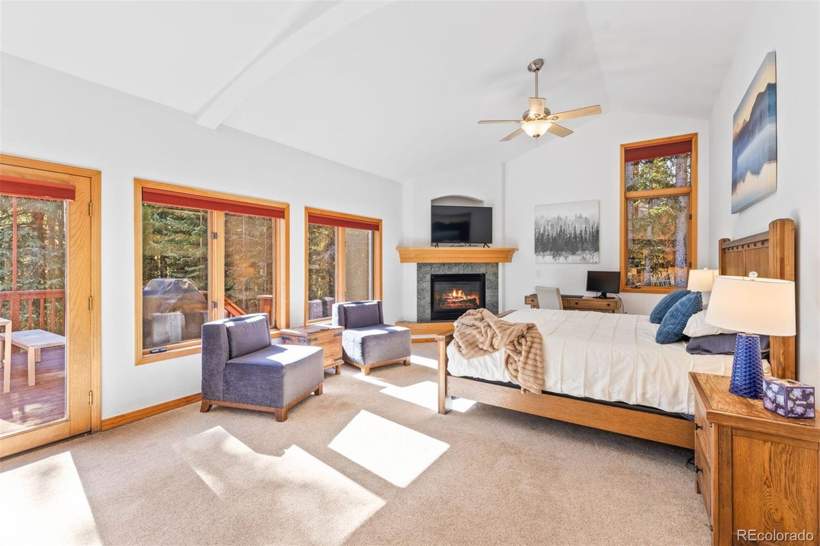 MLS Image #18 for 215  97 circle,blue river, Colorado