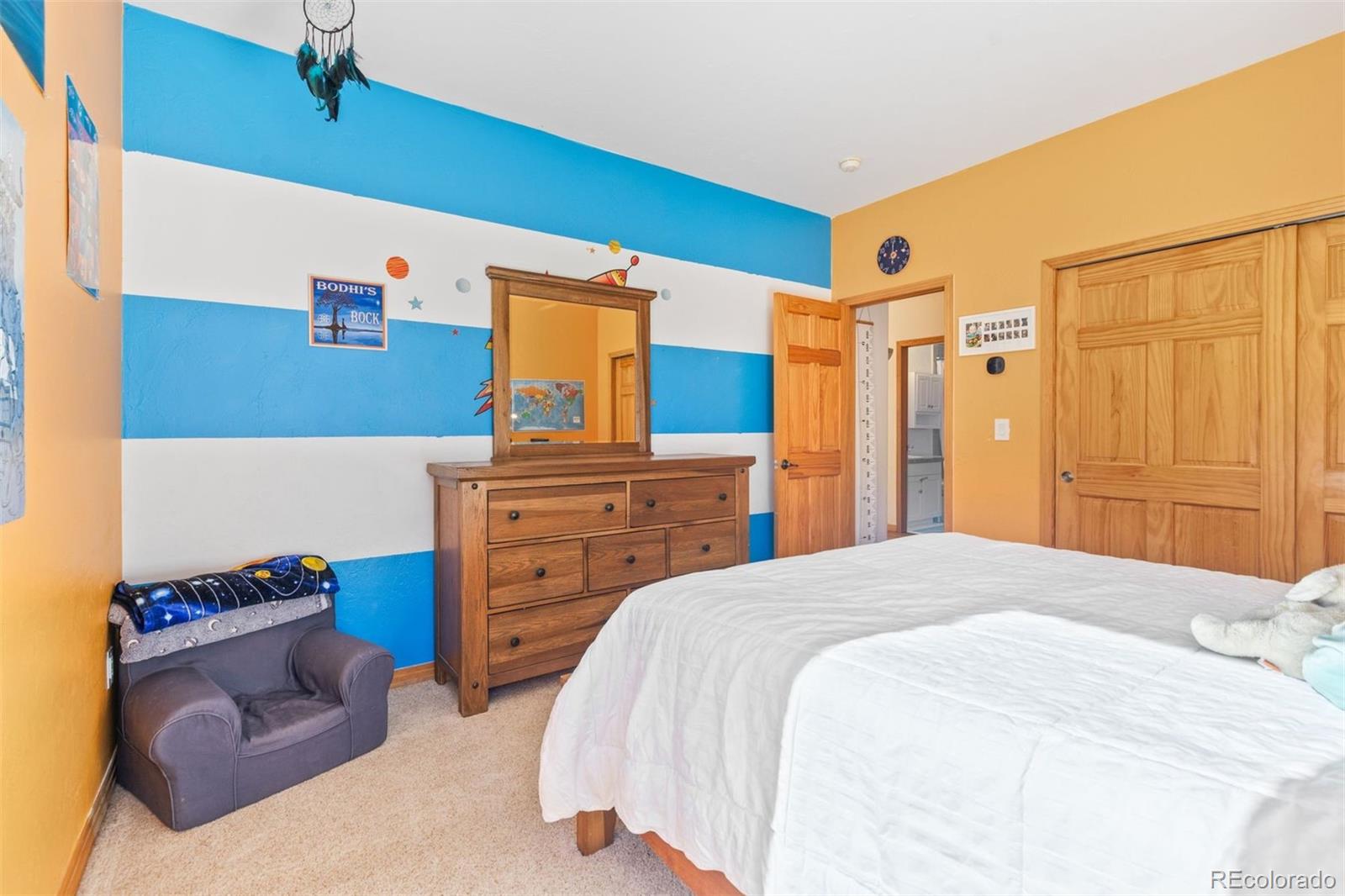 MLS Image #31 for 215  97 circle,blue river, Colorado