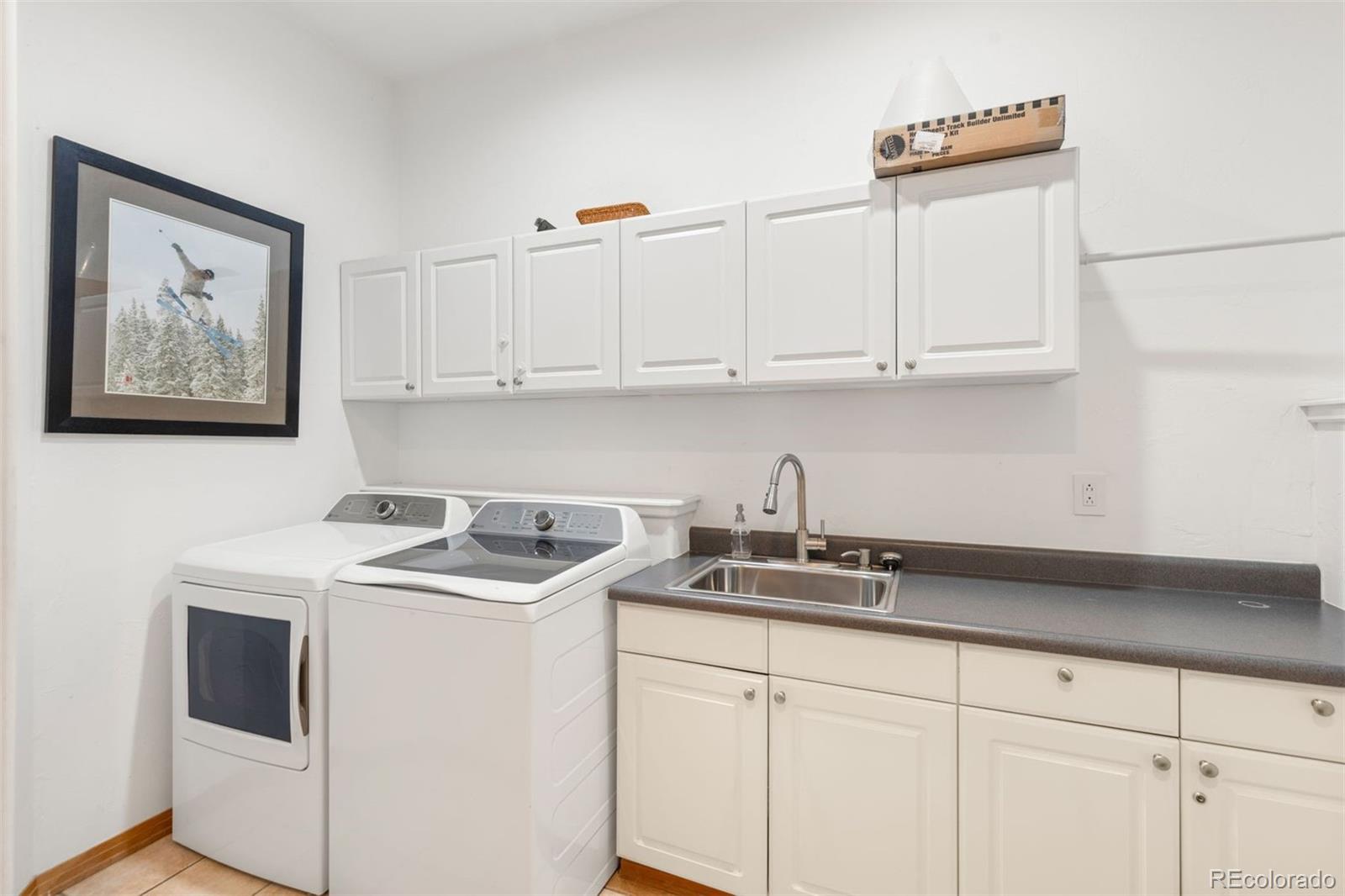 MLS Image #33 for 215  97 circle,blue river, Colorado